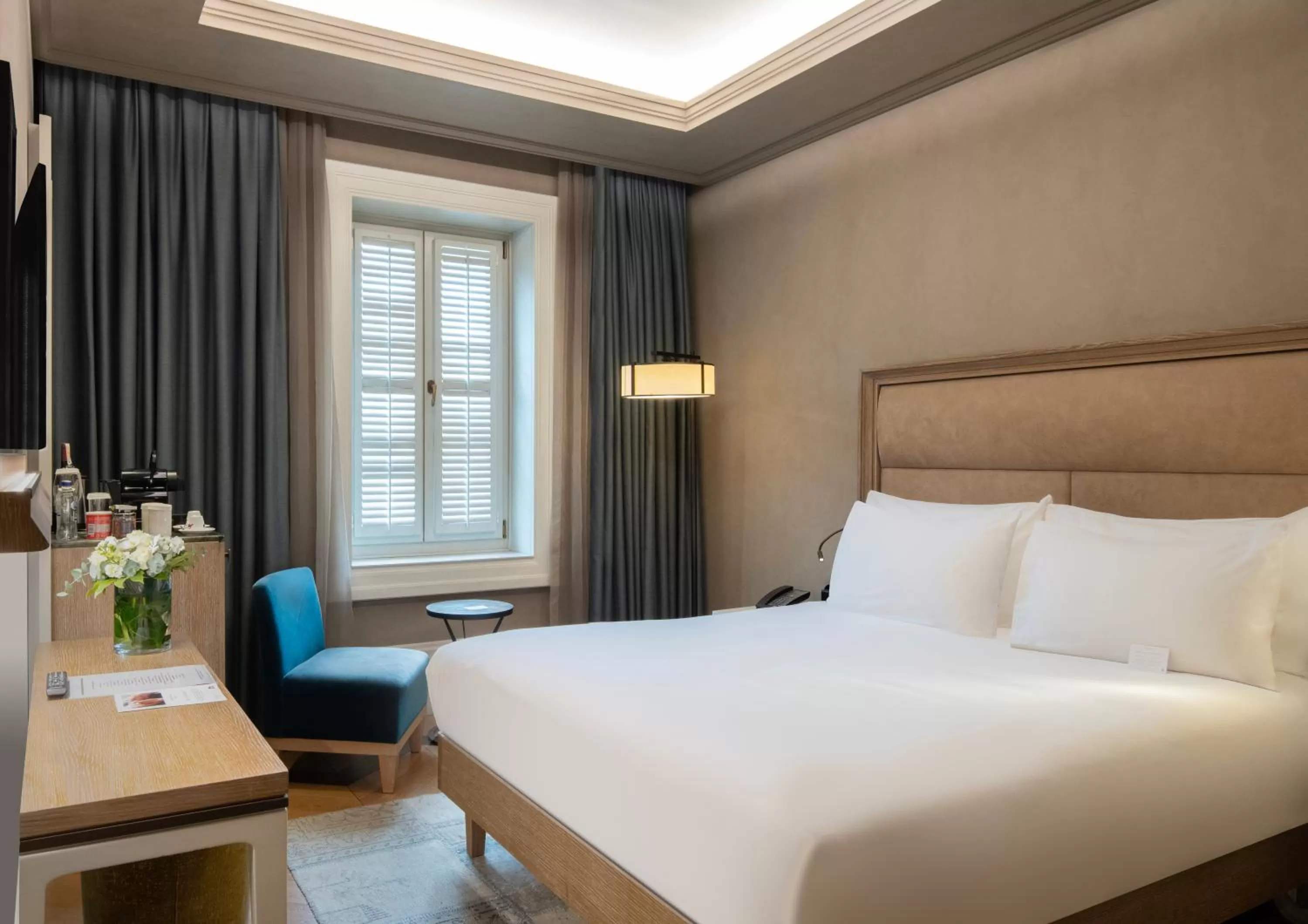 City Classic Queen Room in 10 Karakoy