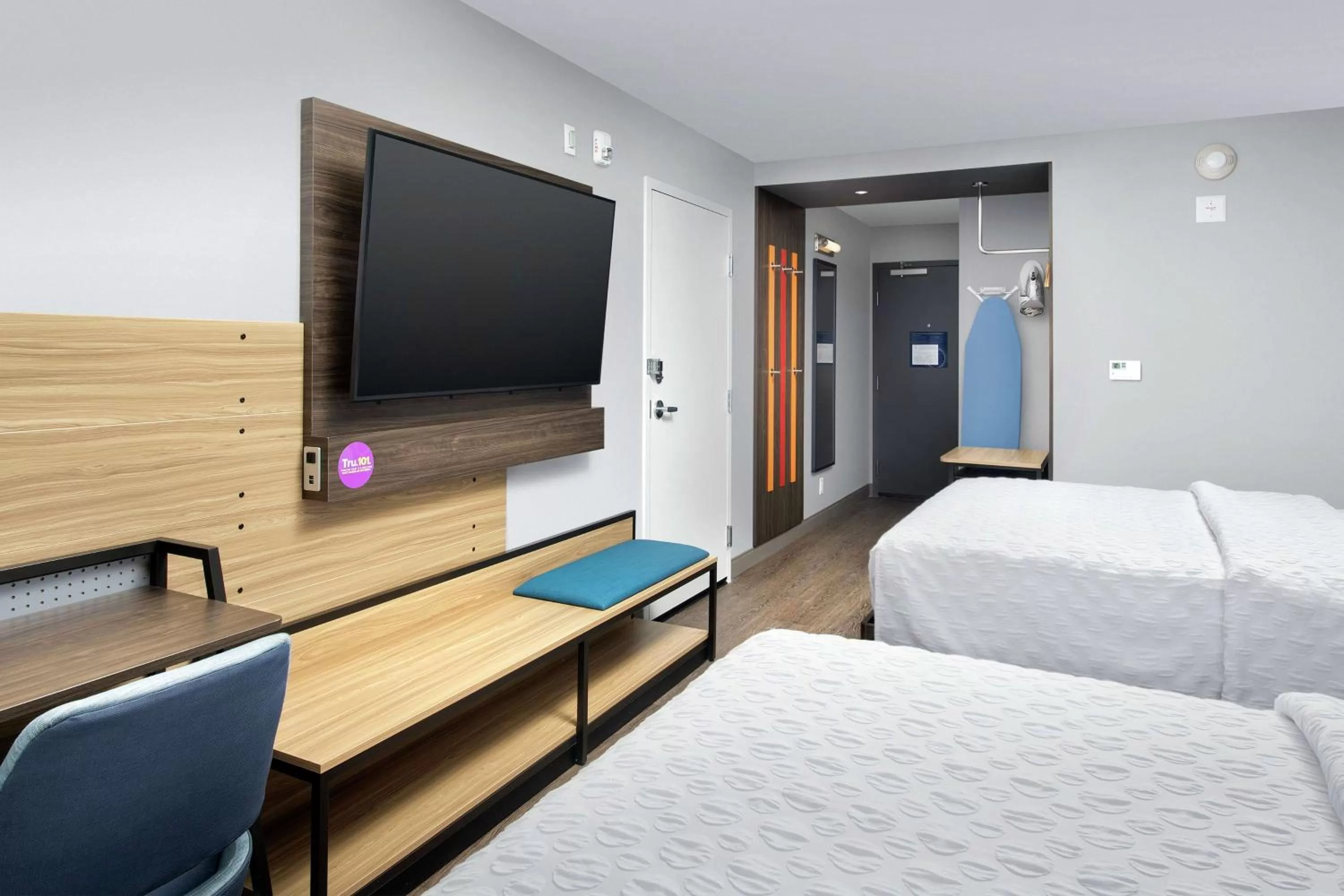 Queen Room with Two Queen Beds - Mobility and Hearing Access in Tru By Hilton San Antonio Lackland Sea World