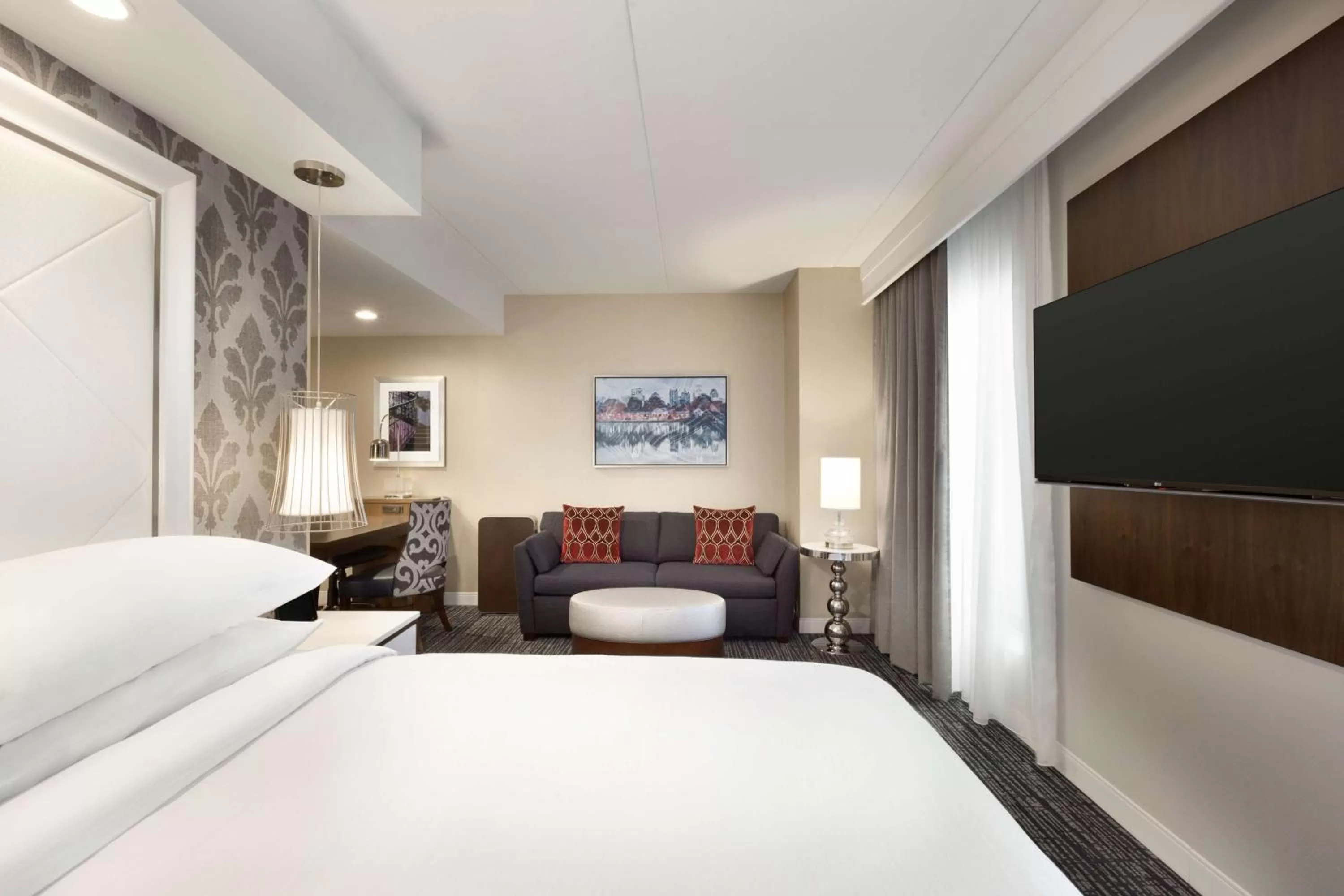 King Studio Suite in Embassy Suites by Hilton Atlanta NE Gwinnett Sugarloaf