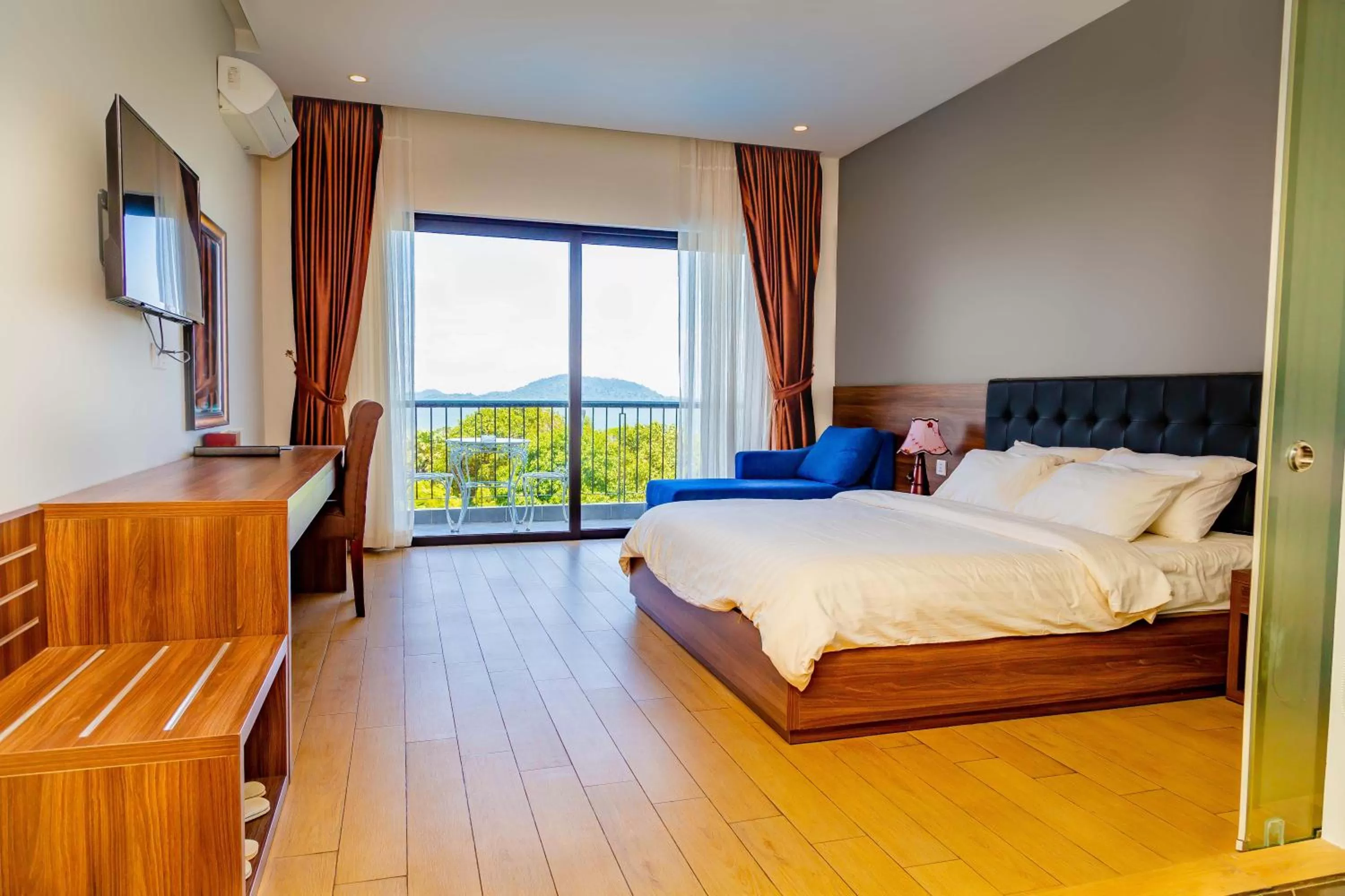 Deluxe King with Sea View in KEP BAY HOTEL & RESORT