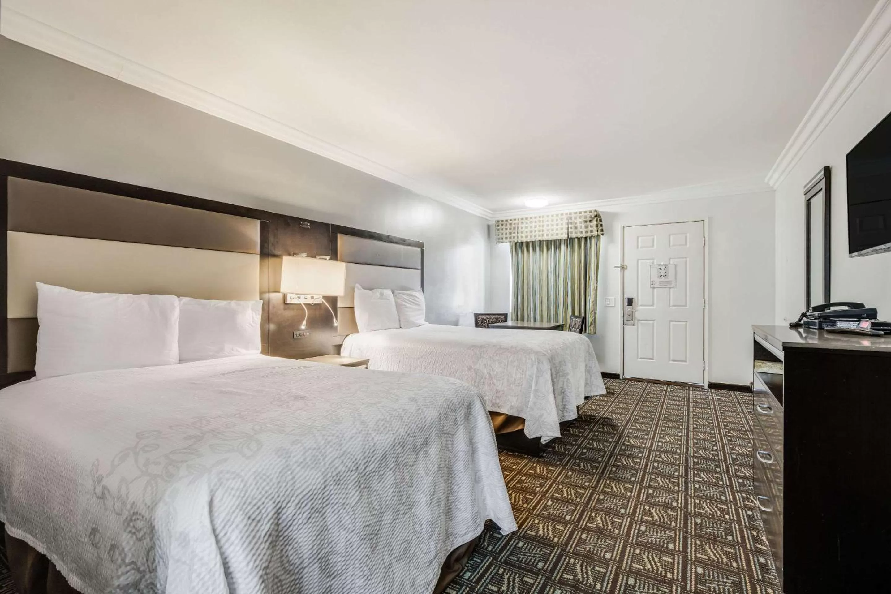Standard Double Room with Two Double Beds - Non-Smoking in Rodeway Inn Temecula
