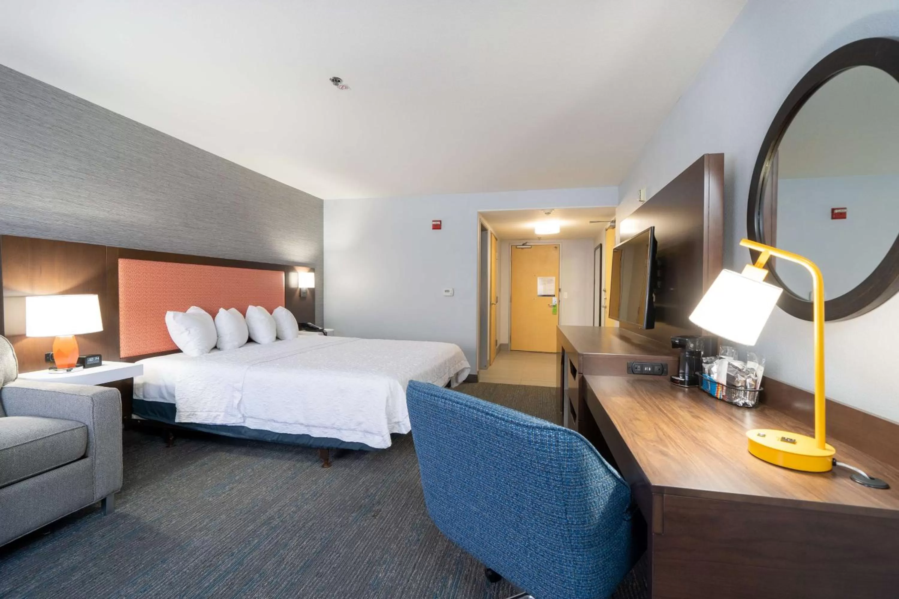 King Room - Disability Access/Non-Smoking with Tub in Hampton Inn & Suites Modesto - Salida
