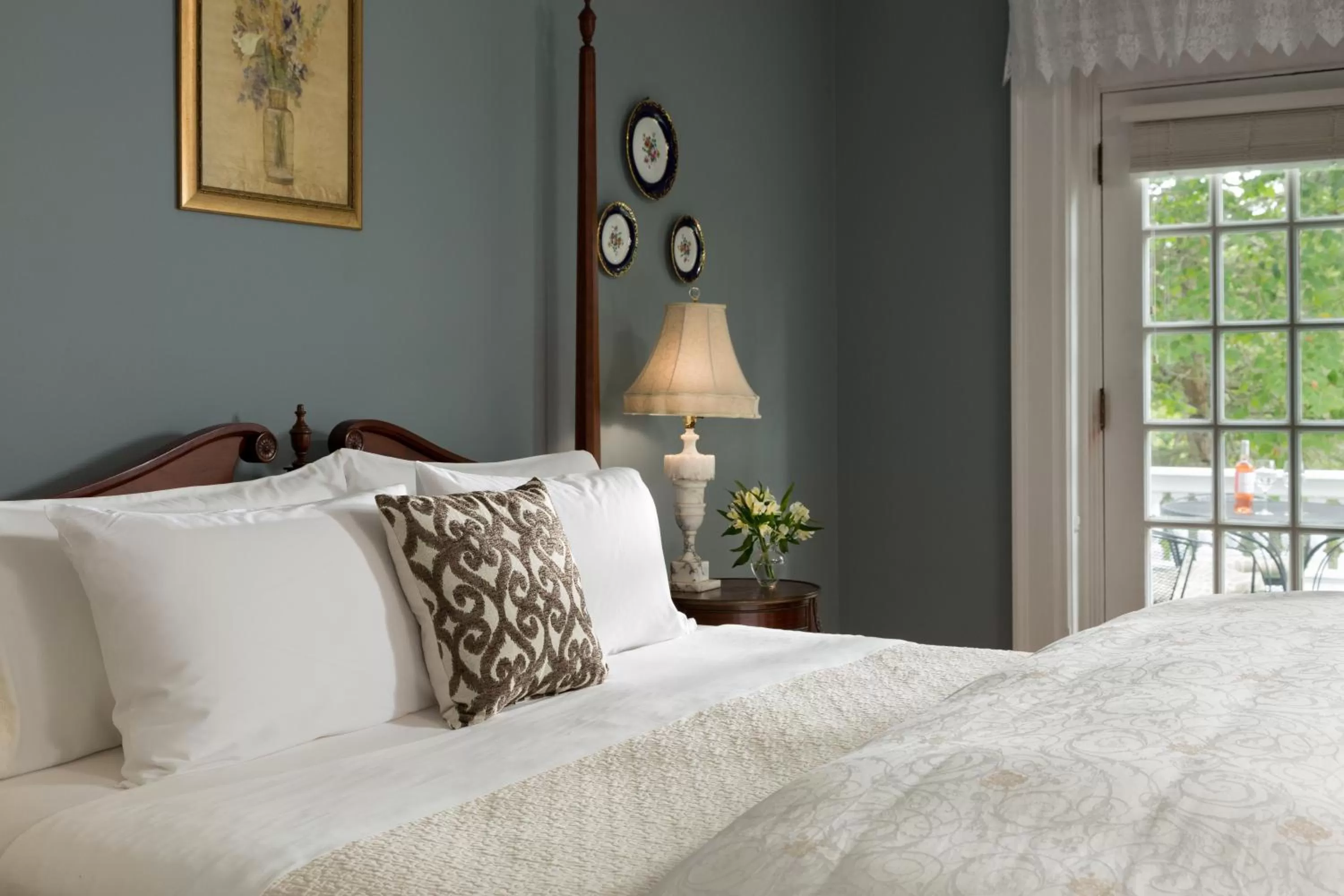 Superior King Room in Mercersburg Inn