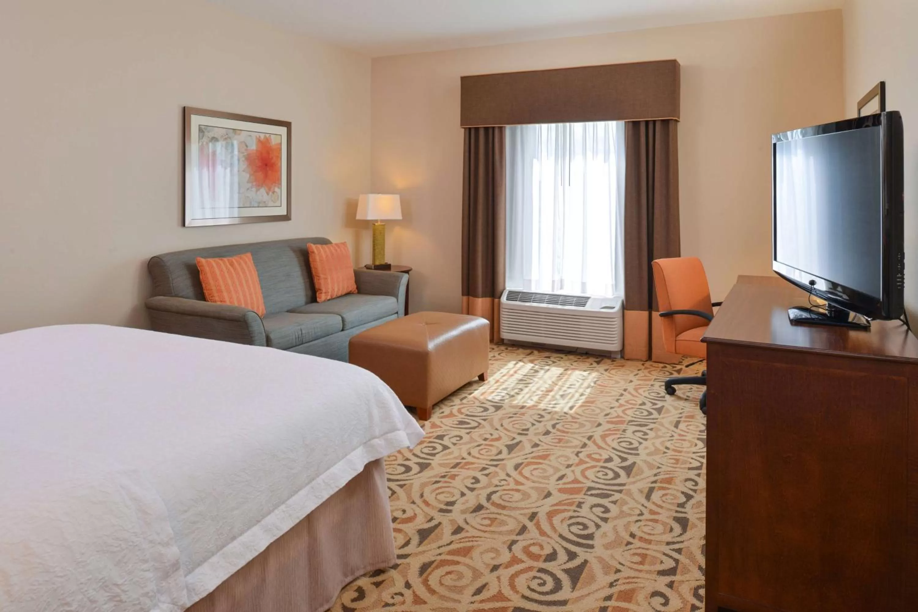 King Room with Sofa Bed in Hampton Inn & Suites - Ocala