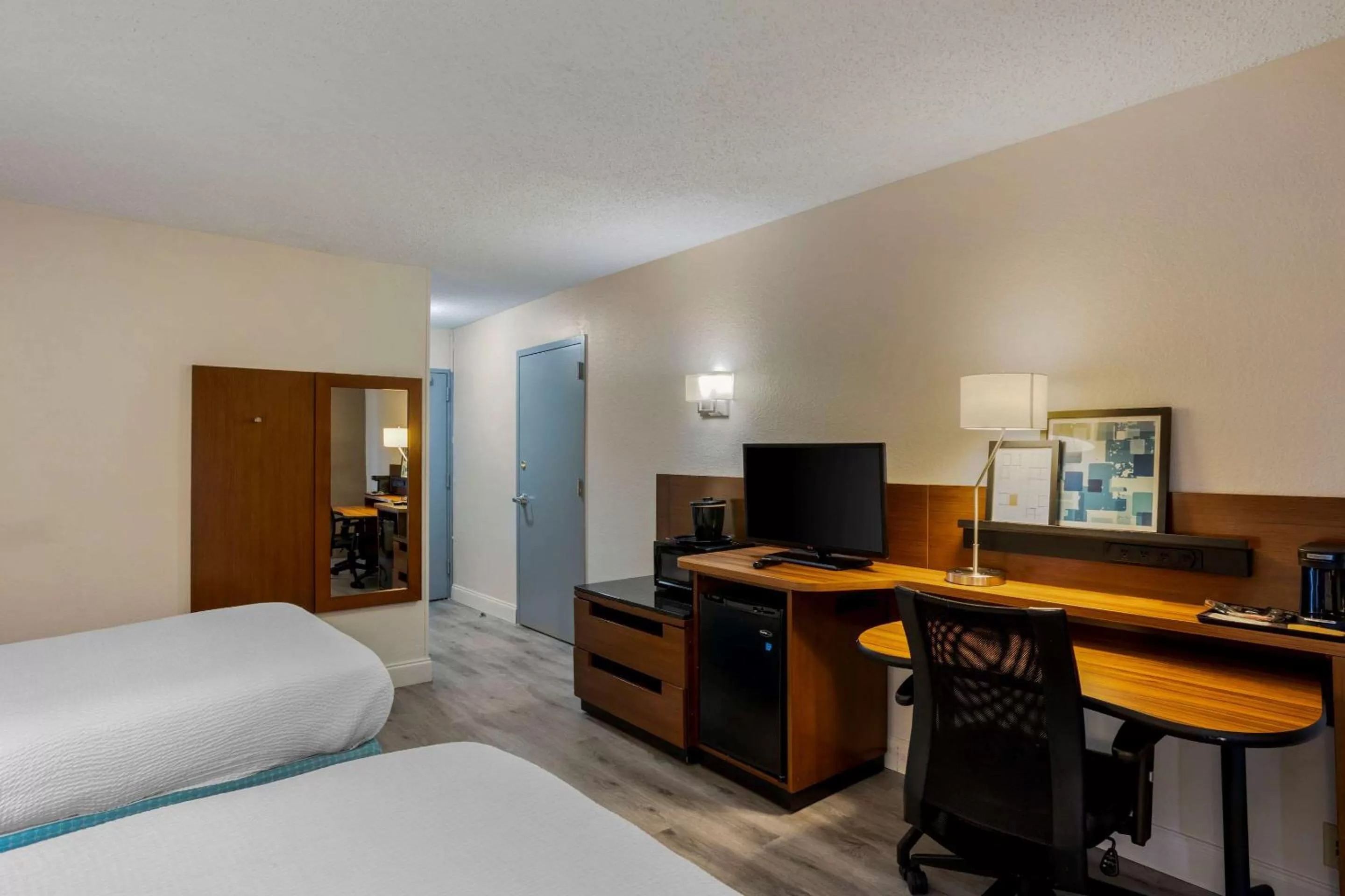 Standard Double Room with Two Double Beds - Non Smoking in Comfort Inn & Suites Mt Laurel - Philadelphia