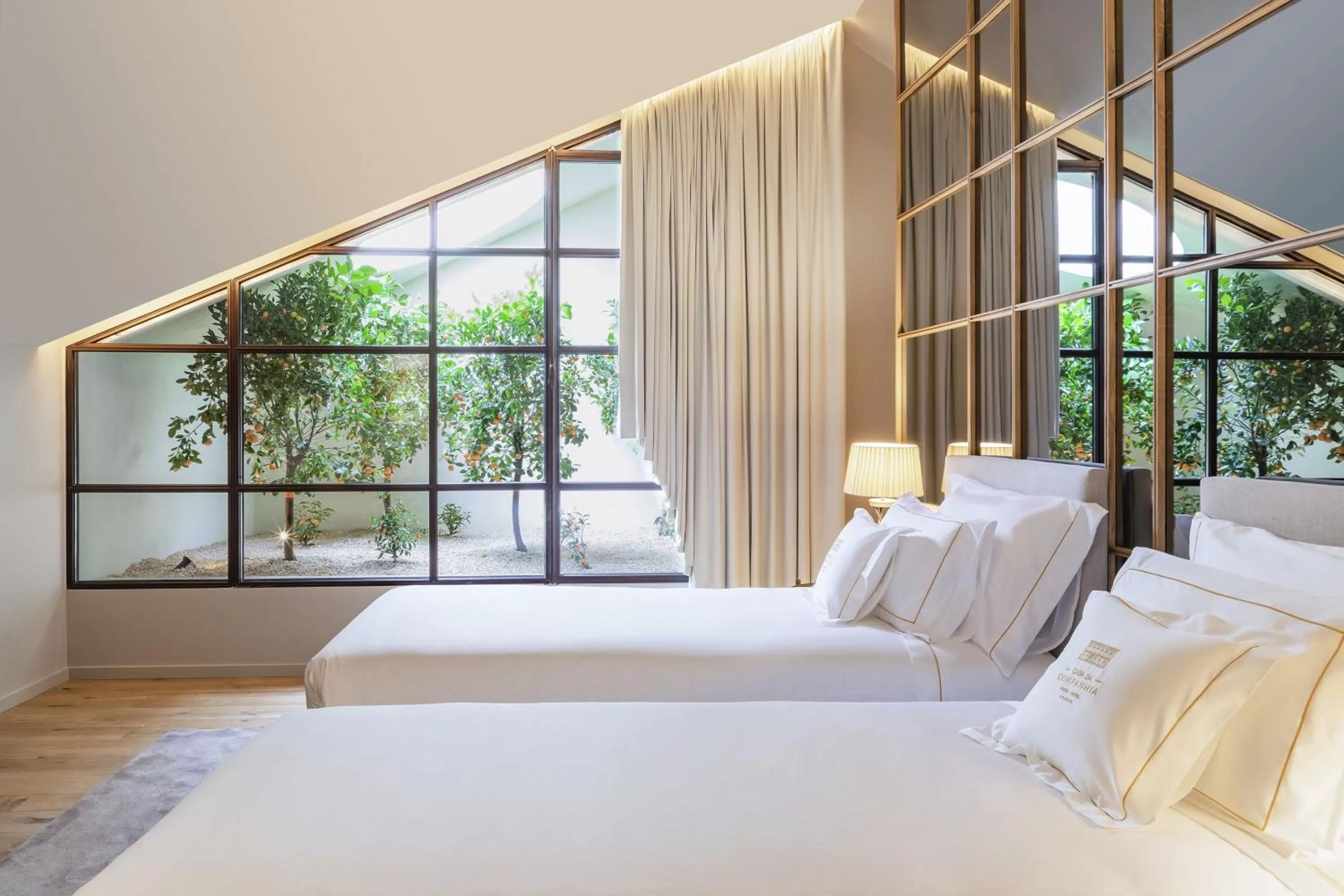 Twin Suite in Casa da Companhia Hotel & Spa, Vignette Collection by IHG