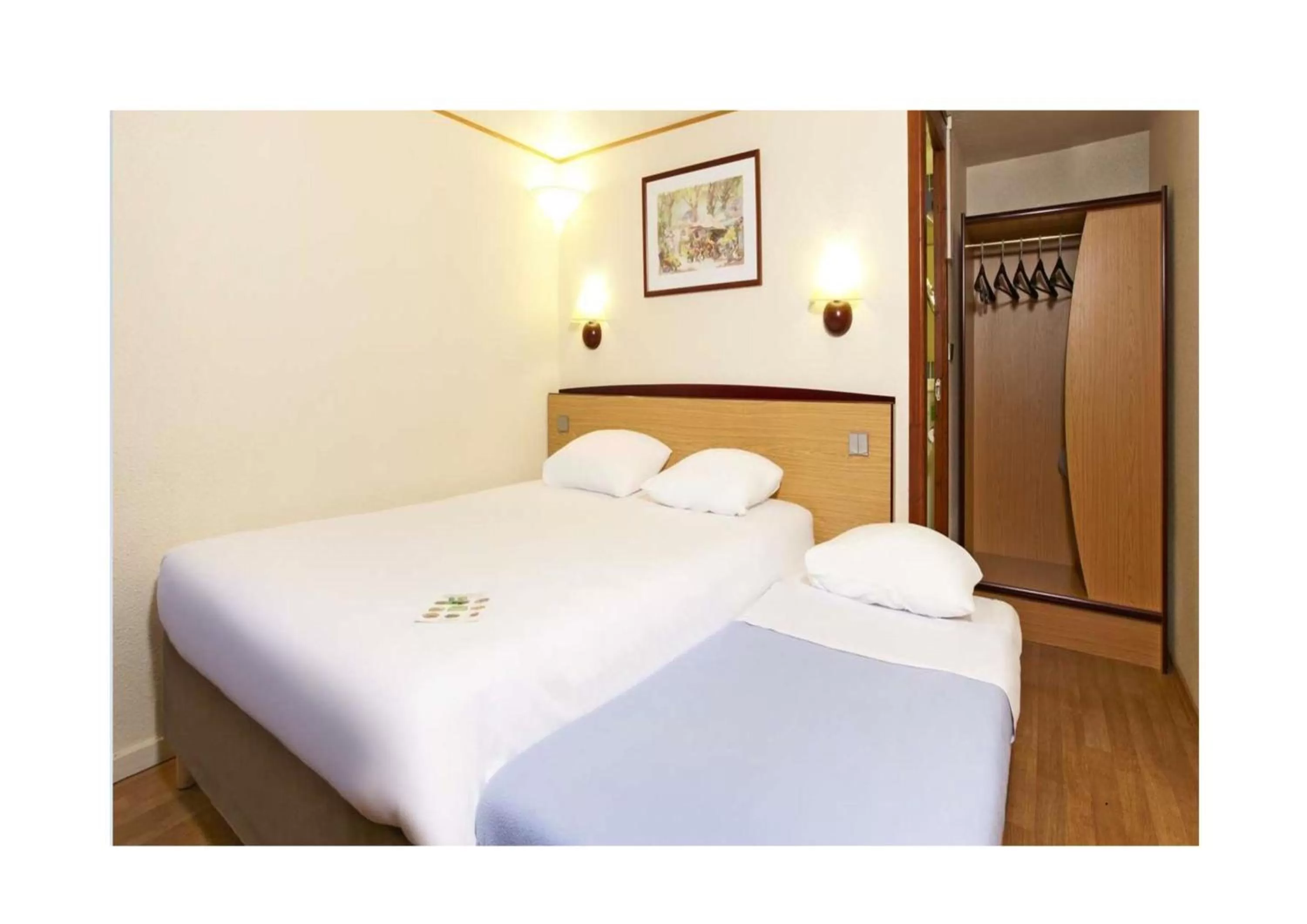 Junior Double Room in Campanile Strasbourg - Illkirch Geispolsheim