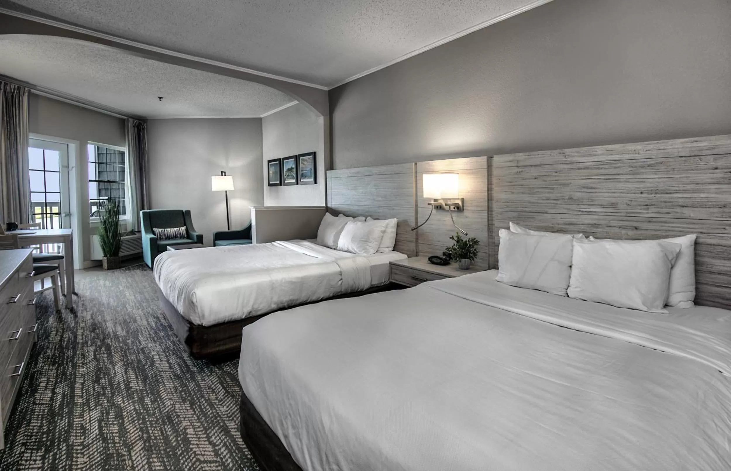 Value View Double Queen Suite in Comfort Suites Chincoteague Island Bayfront Resort