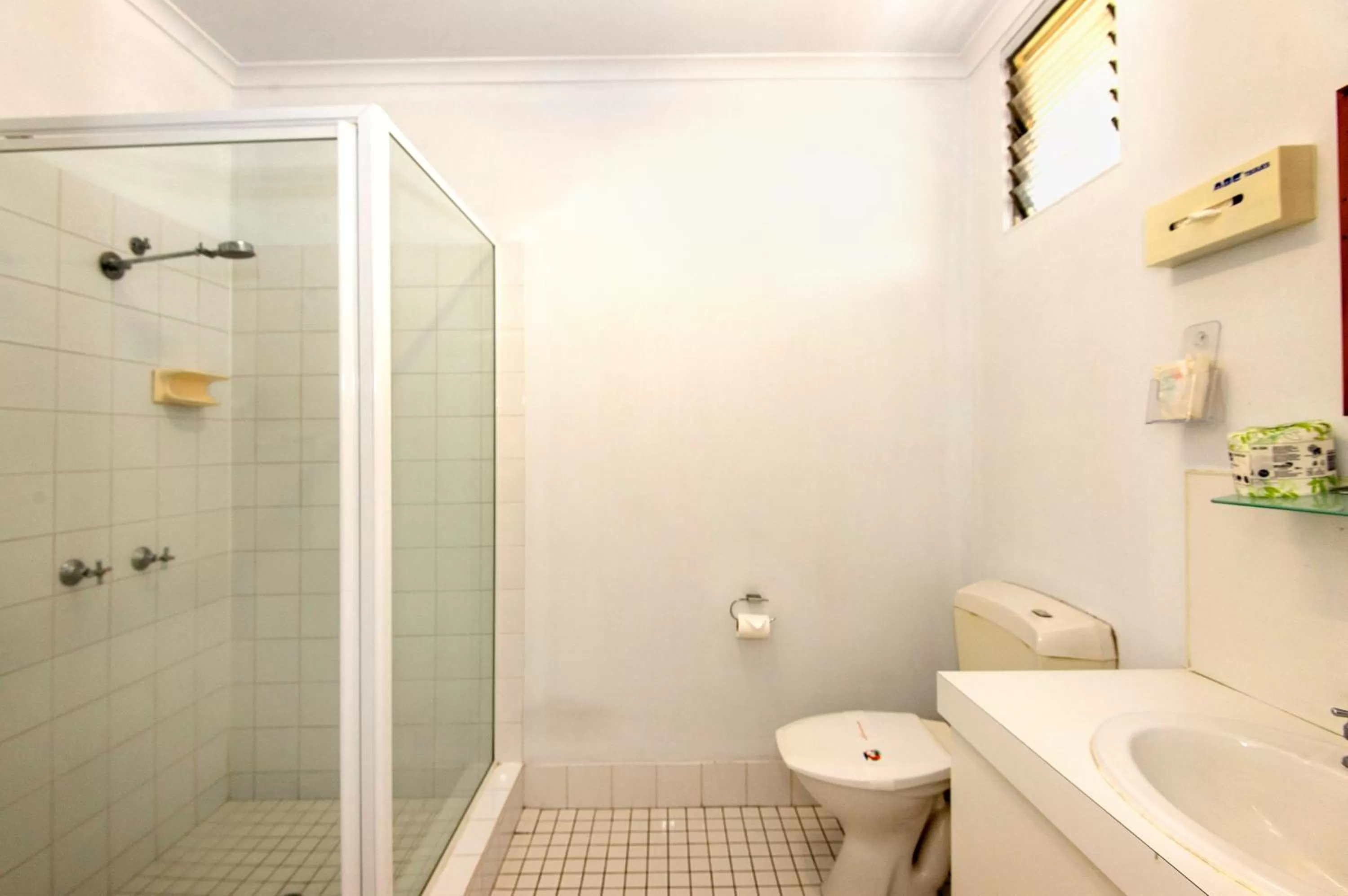 Family Room in Mid City Motor Inn