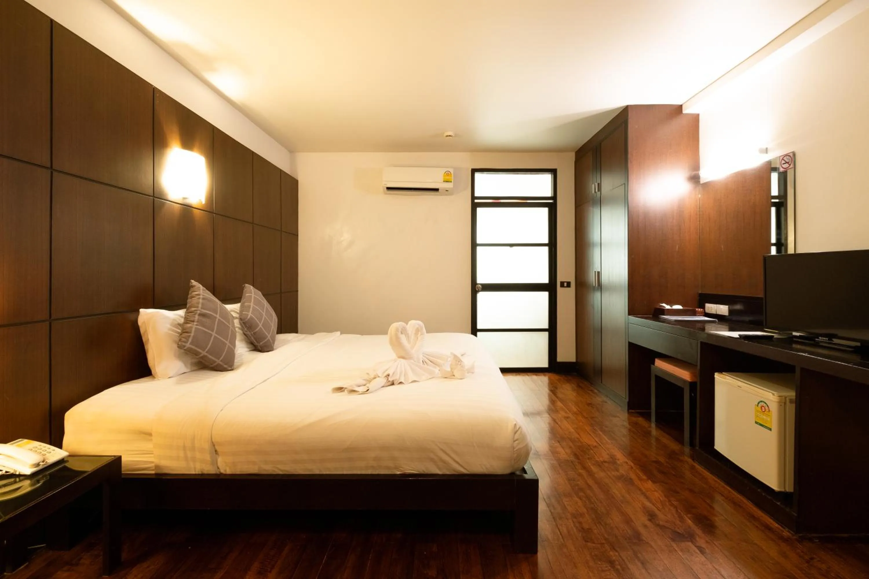 Deluxe Double or Twin Room in Kireethara Boutique Resort