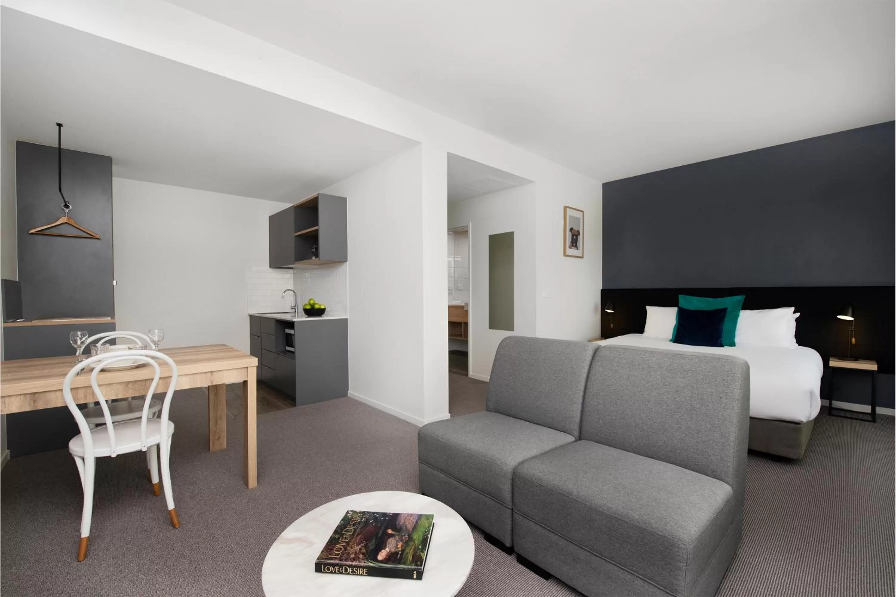 One-Bedroom Suite in Mantra MacArthur Hotel