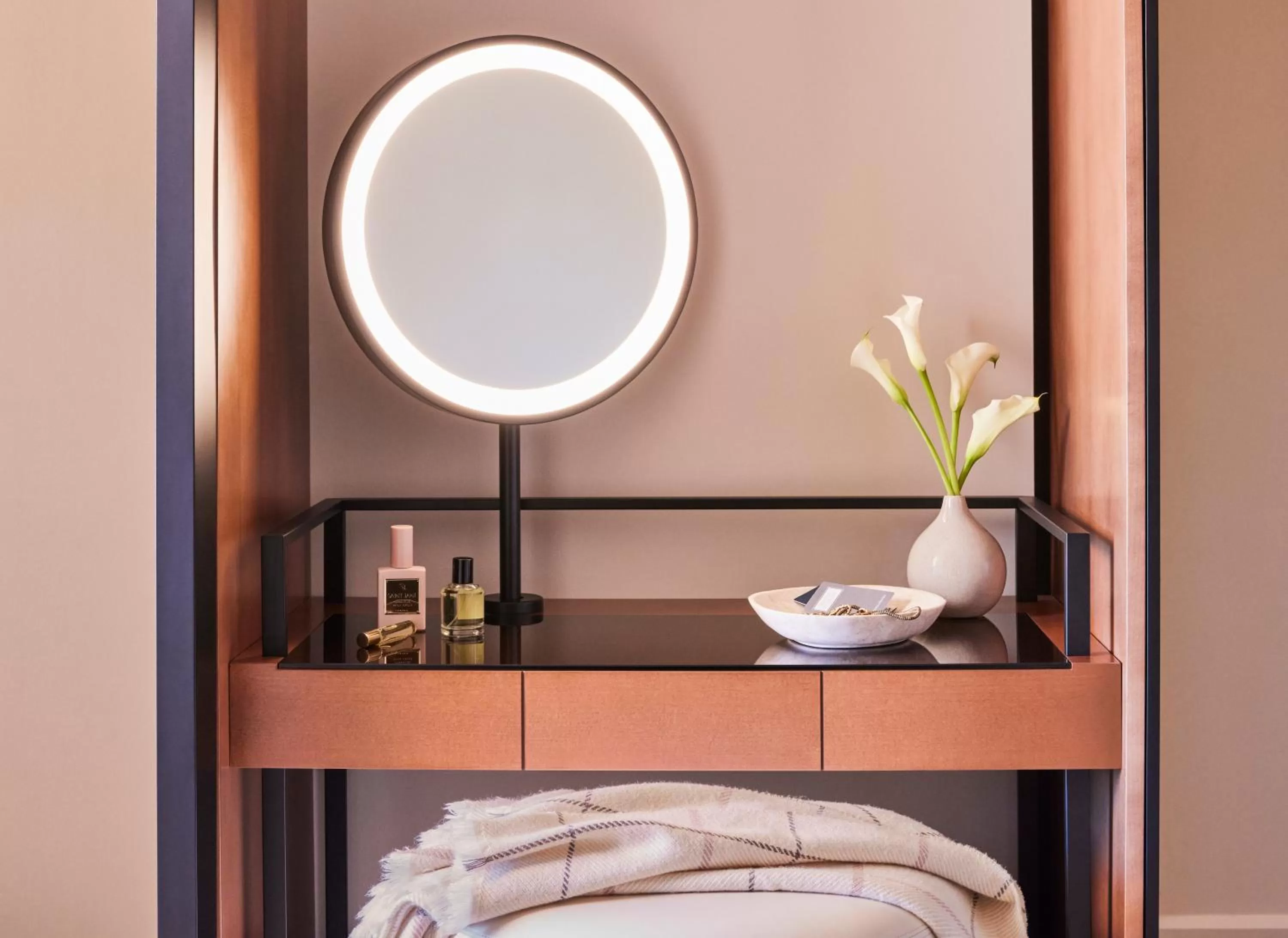 Accessible Premier Patron Tower Room 2 Queen Beds in Omni Boston Hotel at the Seaport