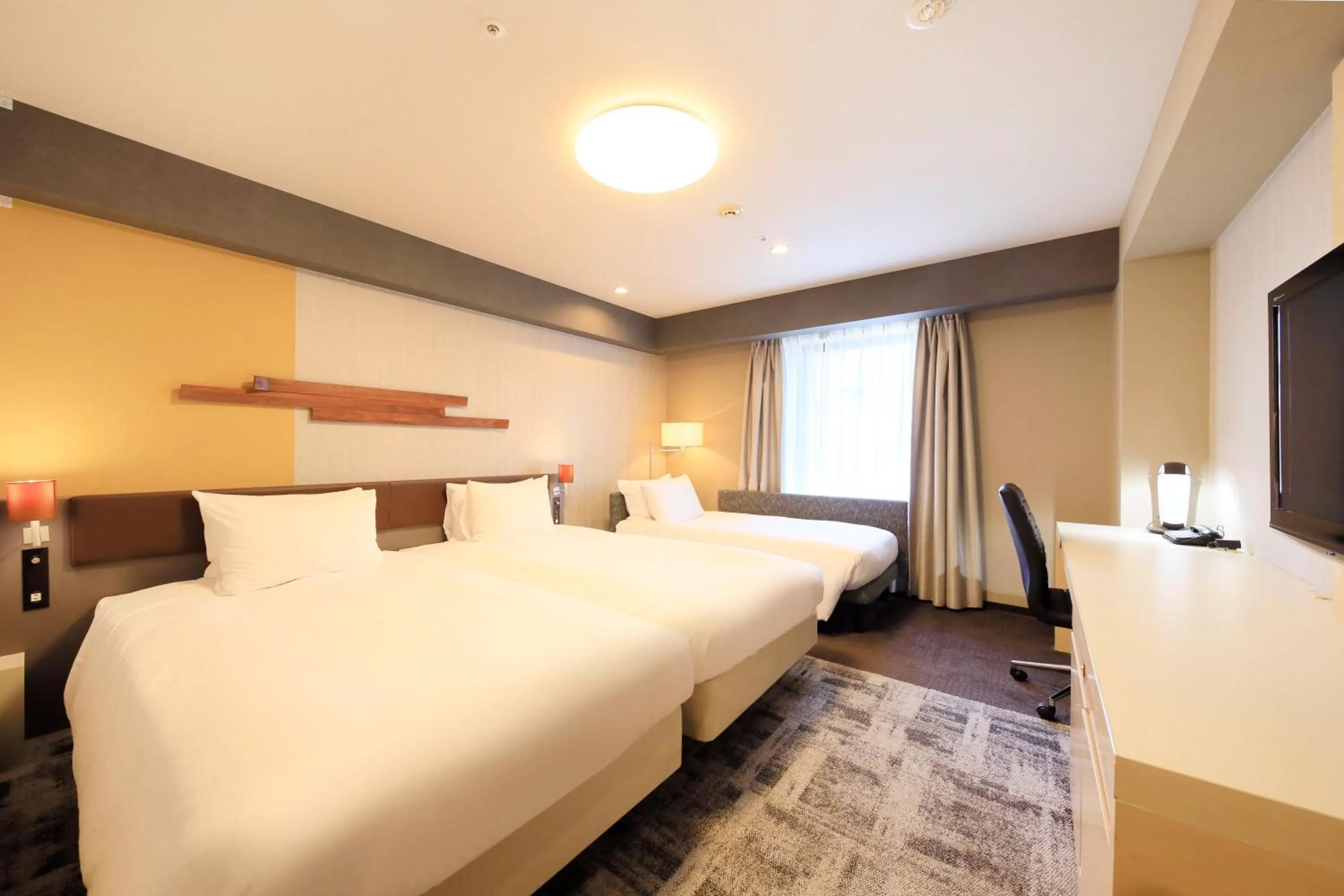 Twin Room with Extra Bed - Non-Smoking in Richmond Hotel Narita