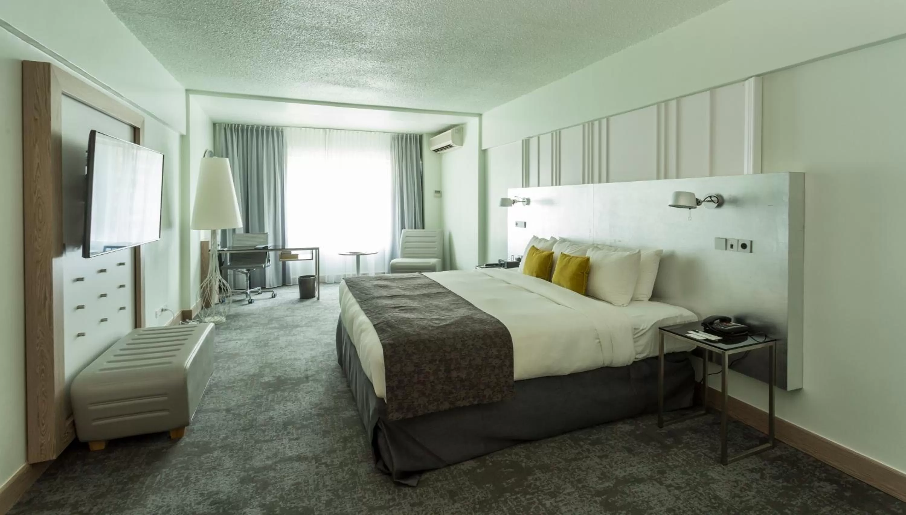 Premium King Room in Radisson Hotel Trinidad