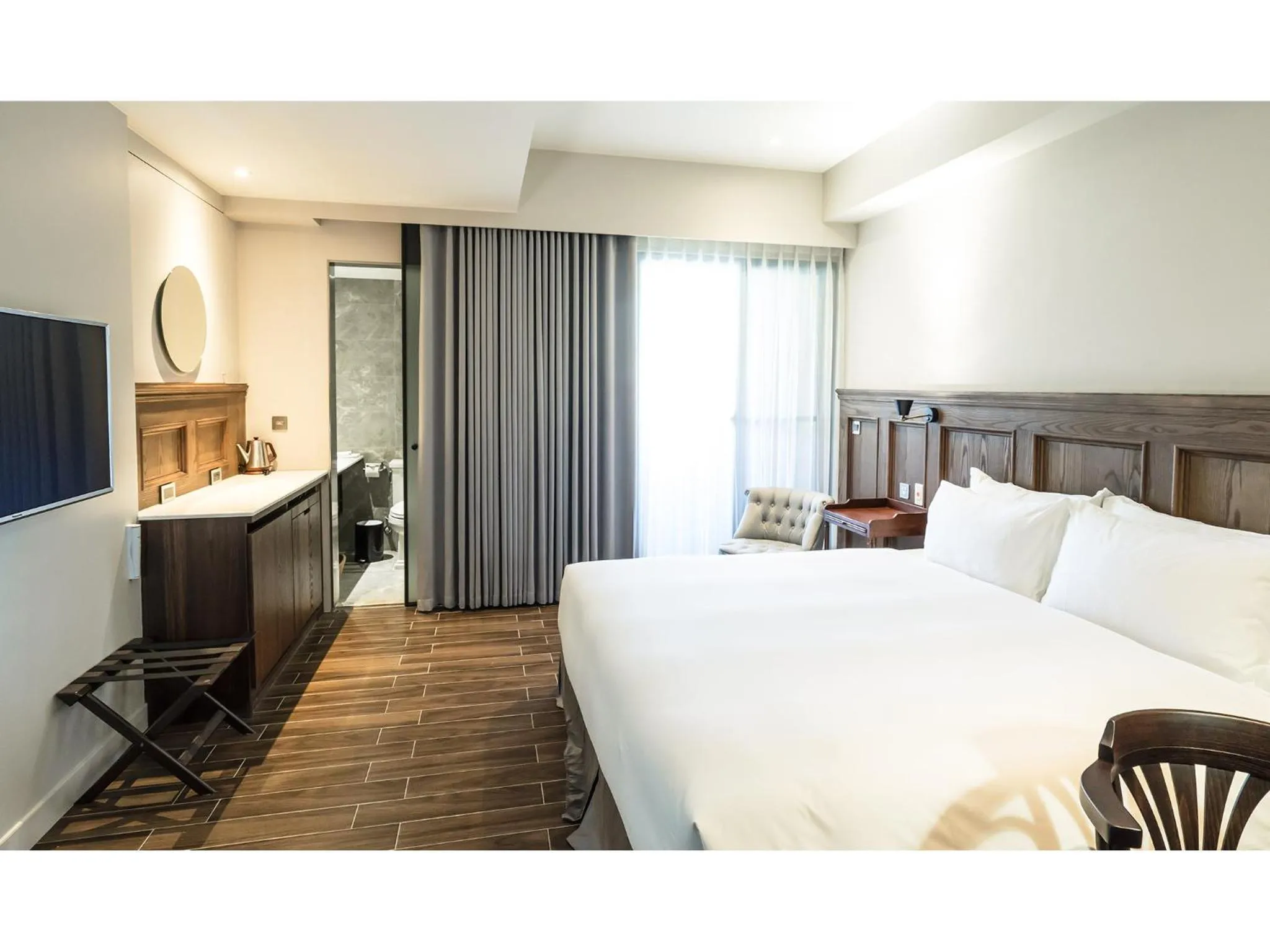 Standard Double Room in Hôtel de Ľeau