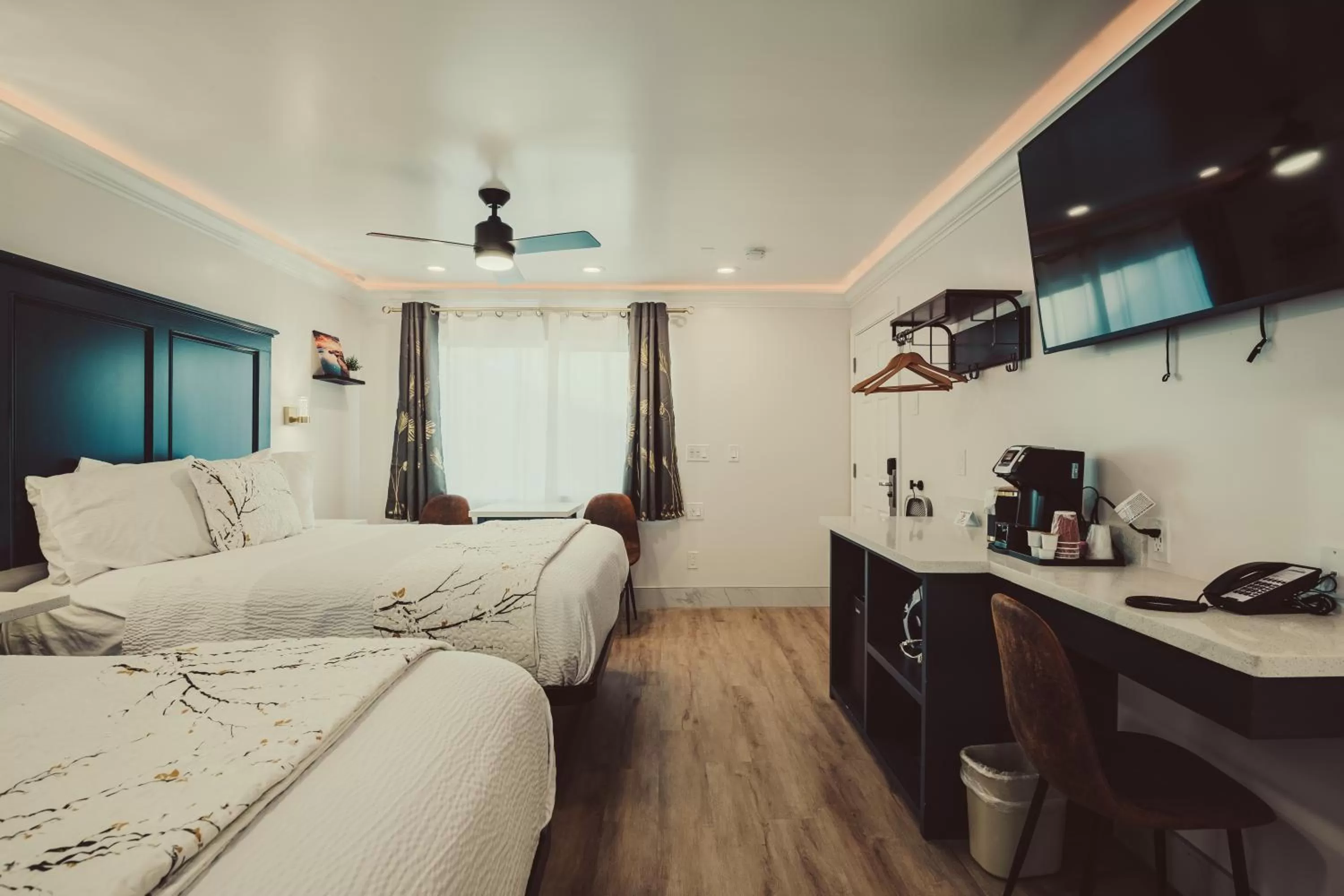 Two Queen Beds - Non-Smoking, No Pets in Blufftop Inn & Suites - Wharf/Restaurant District