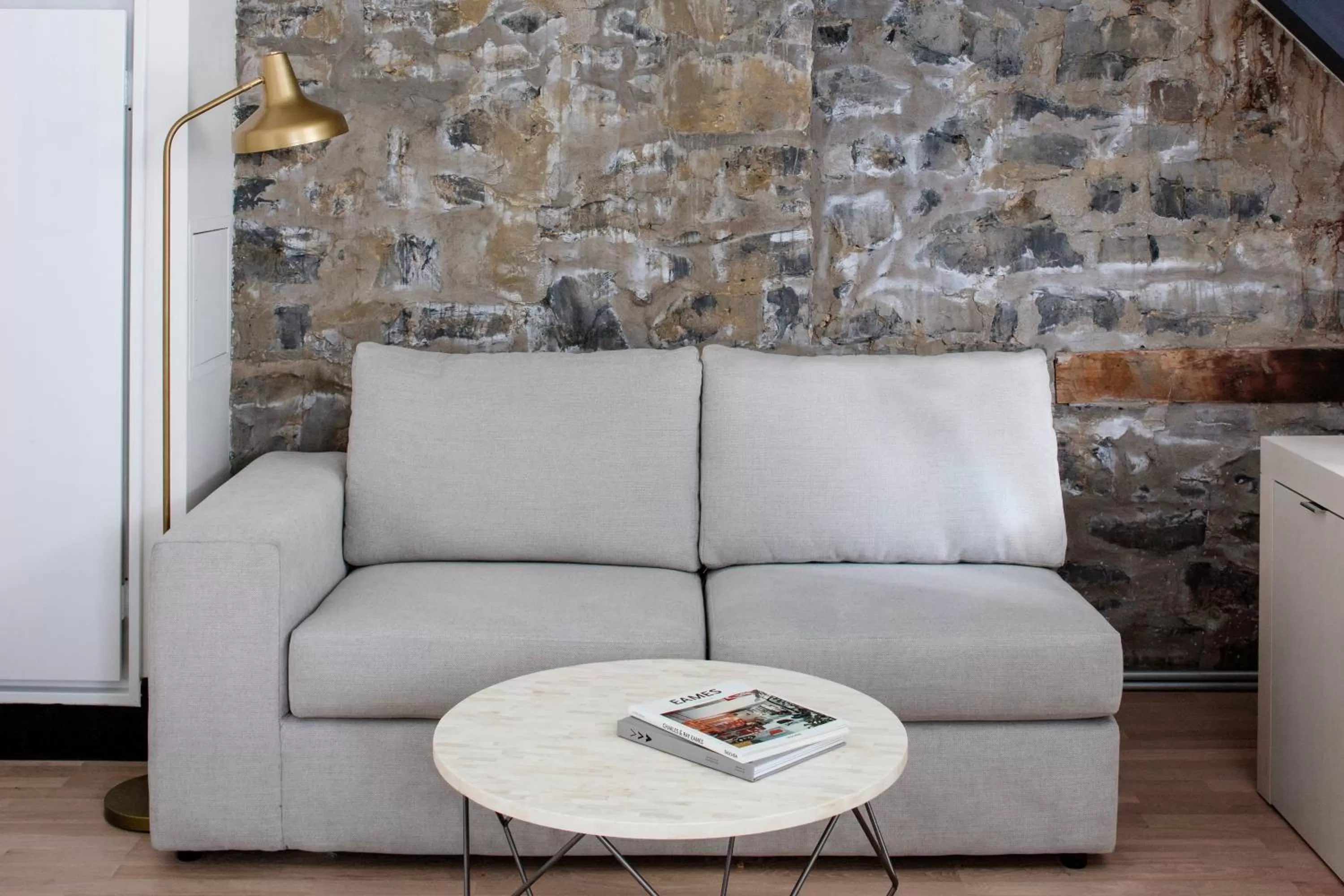 Maison William Gray King Suite in William Gray by Gray Collection