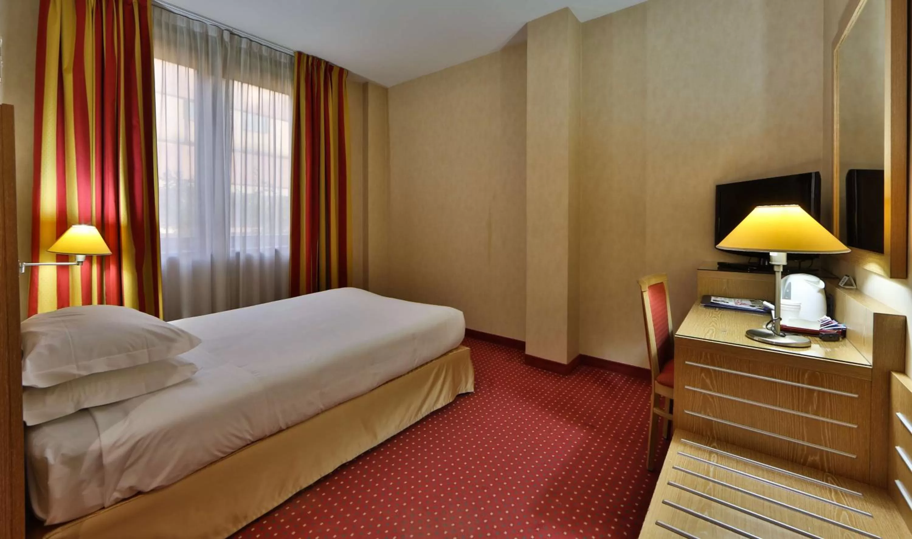 Economy Single Room - Non-Smoking in Best Western Cavalieri Della Corona