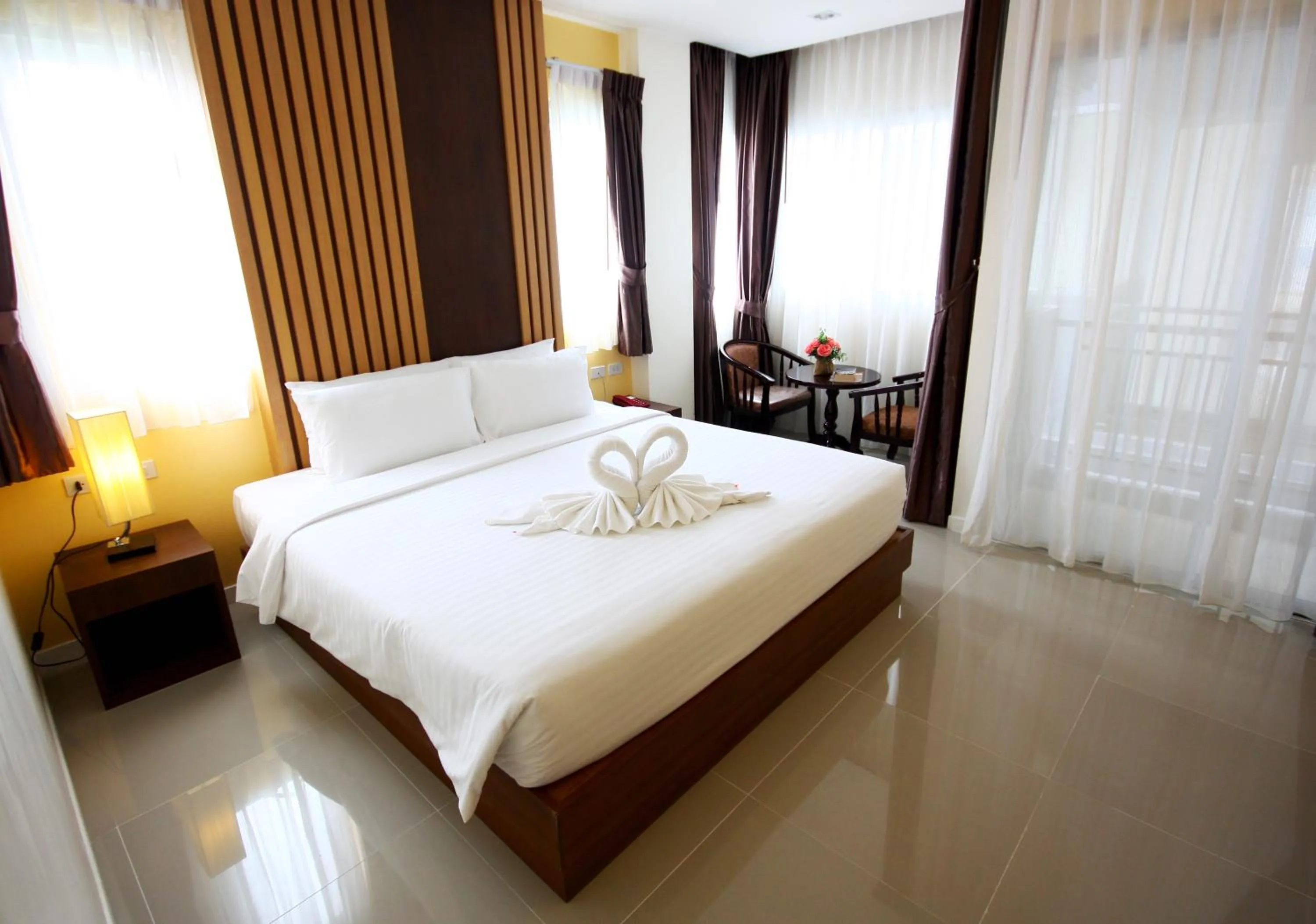 Standard King Room in Breezotel - SHA Certified