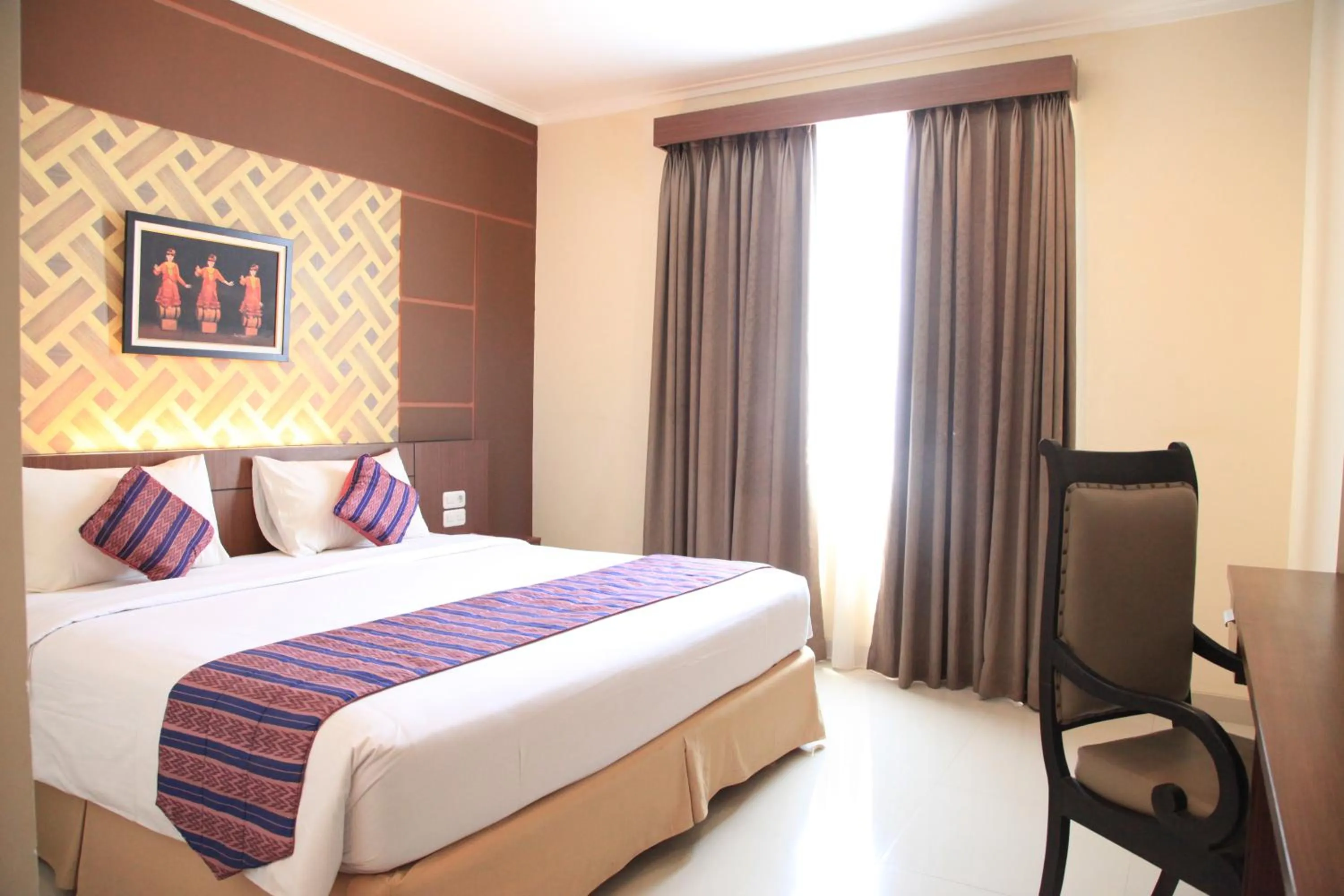 Deluxe Double Room in Aerotel Smile Losari