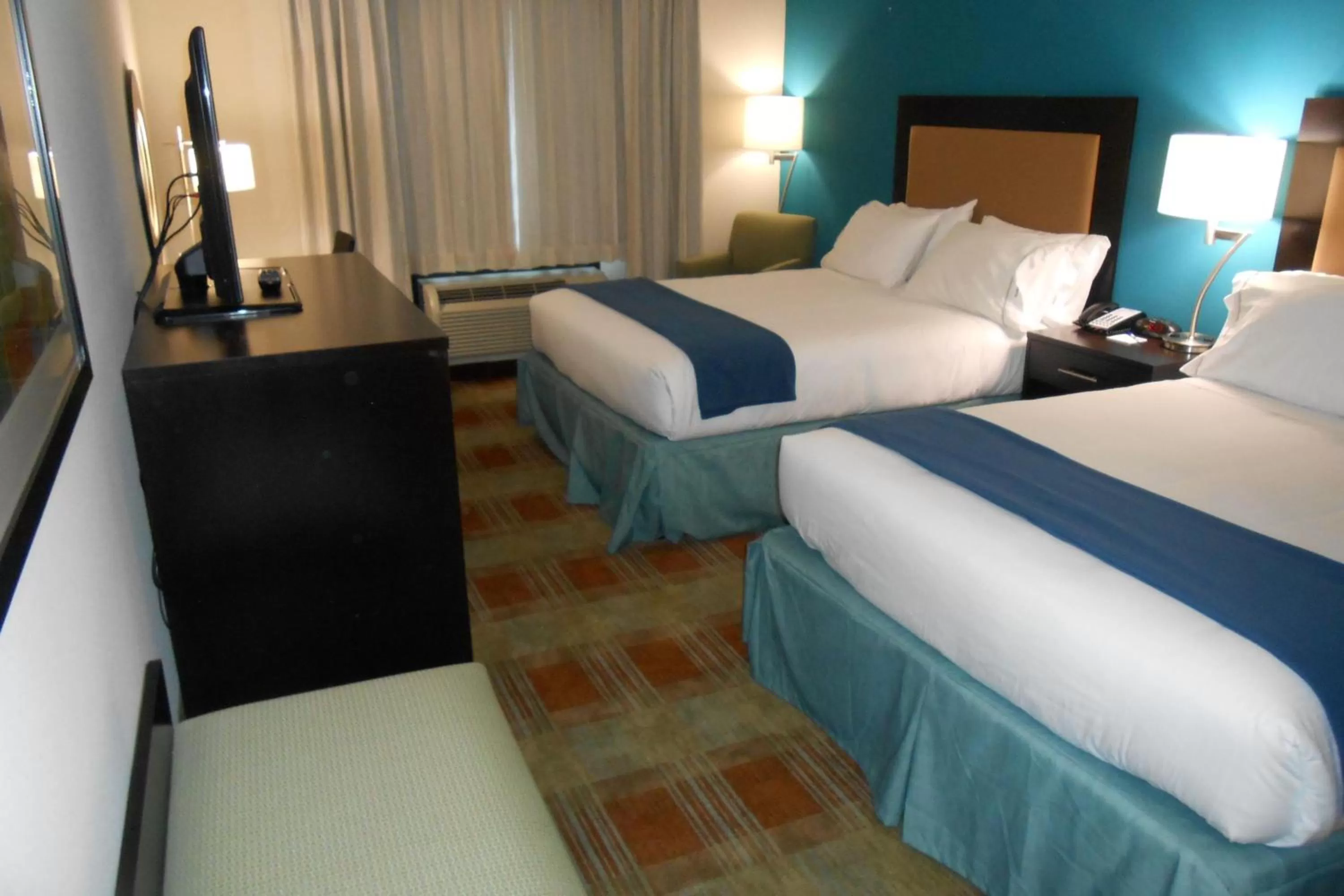 Standard Double or Twin Room in Holiday Inn Express & Suites Houston Northwest-Brookhollow, an IHG Hotel