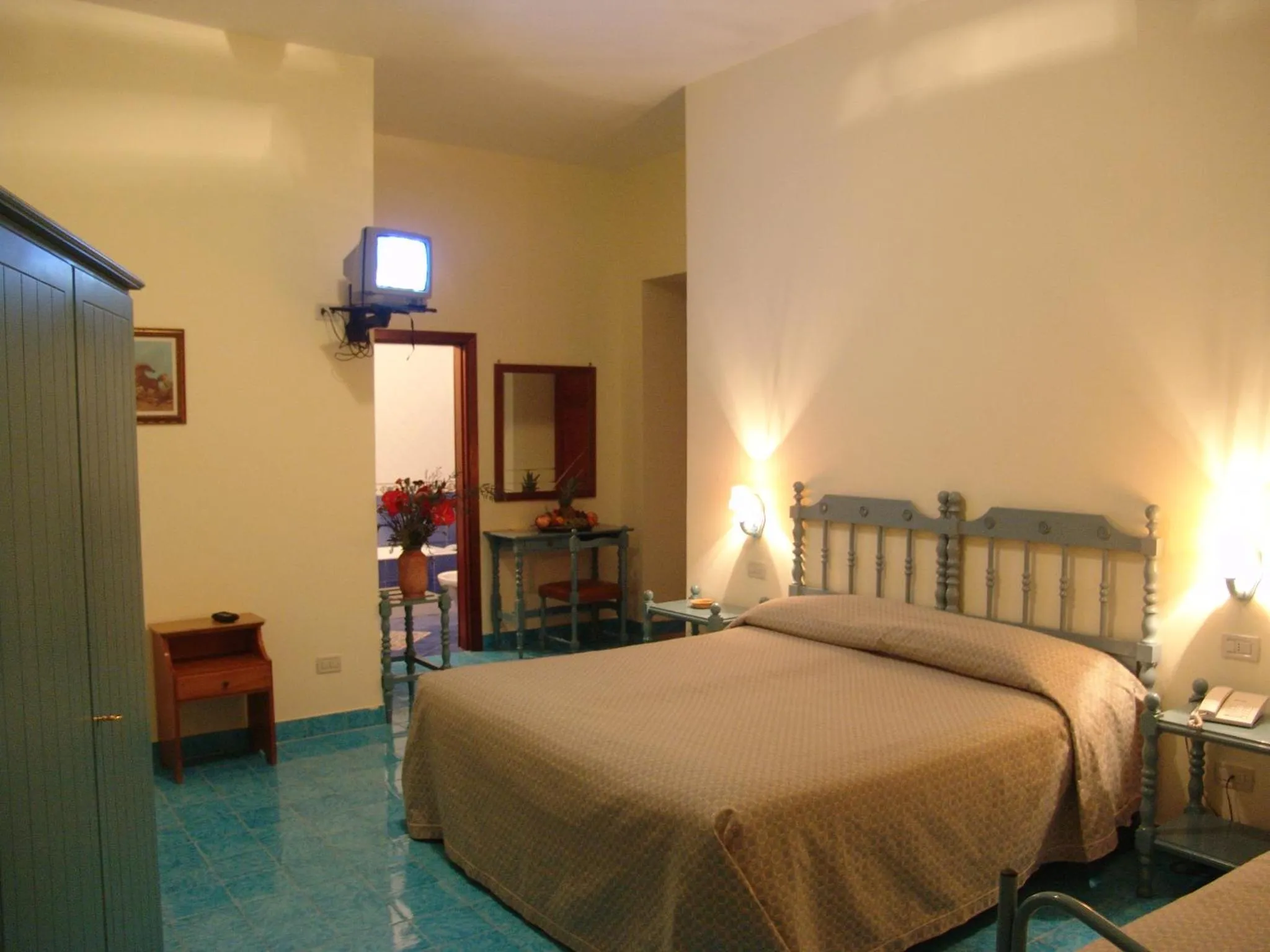 Triple Room in Hotel La Certosa