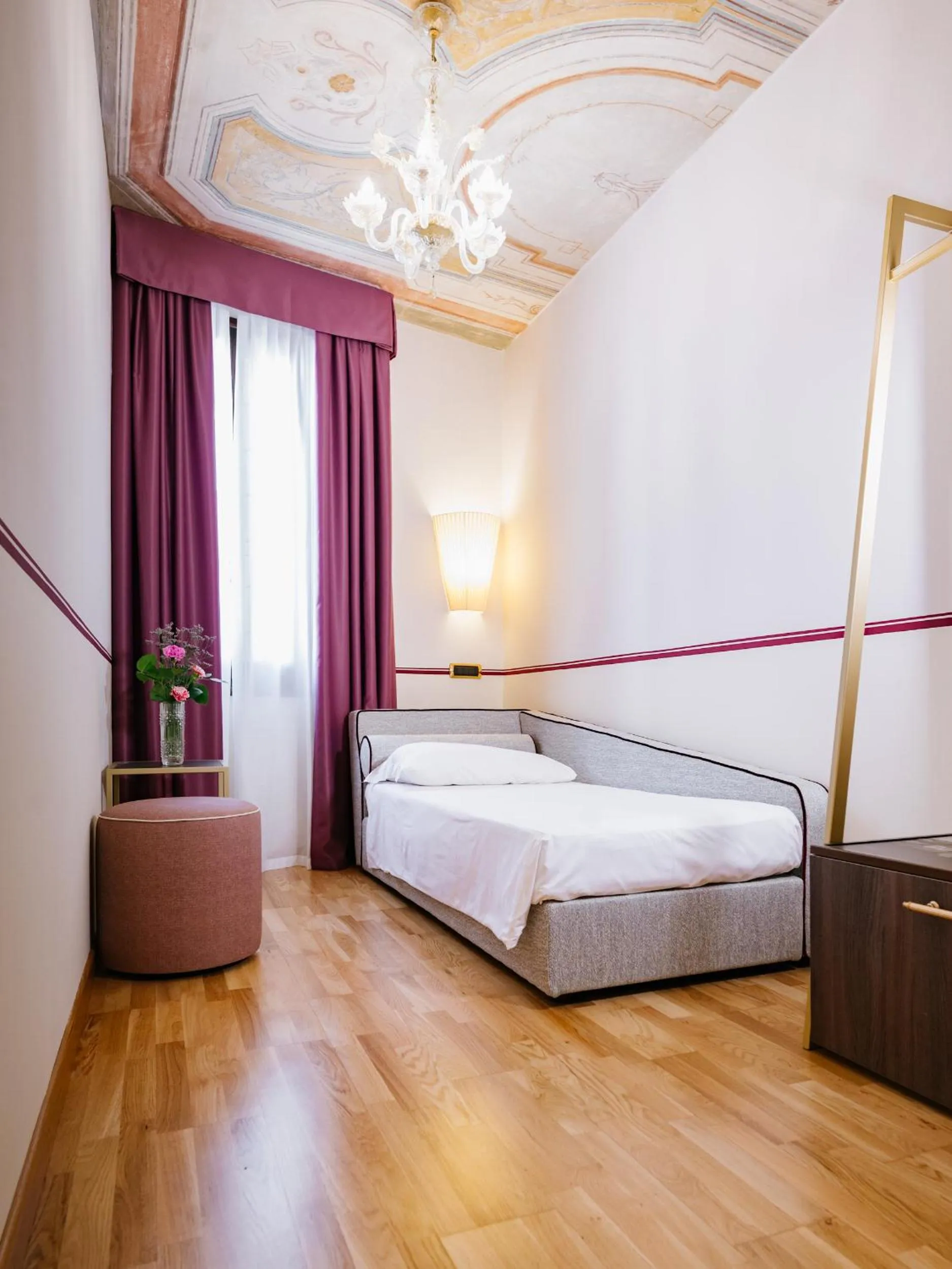 Standard Single Room in Hotel Do Pozzi