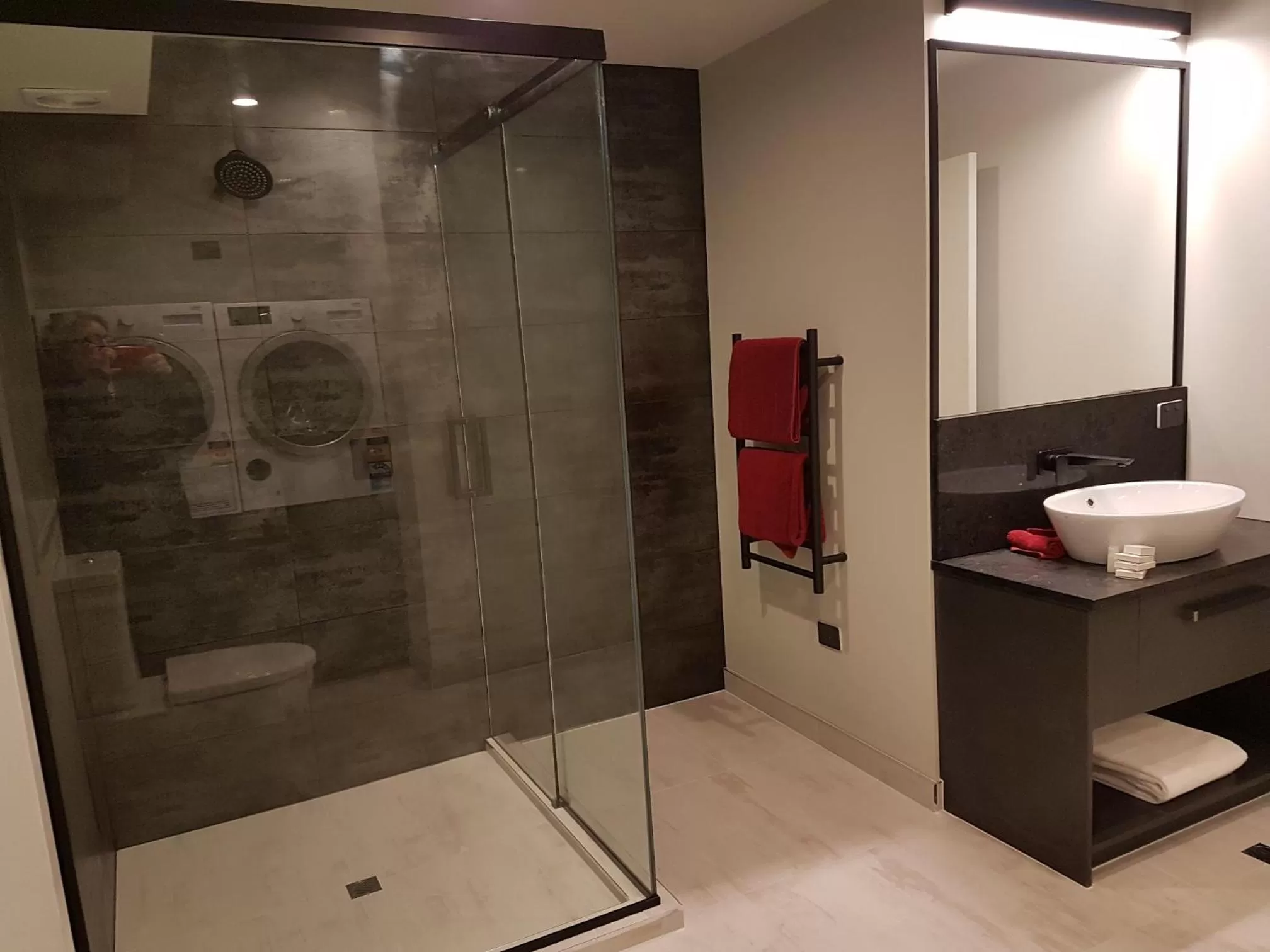 Studio Apartment in Kings On Peace