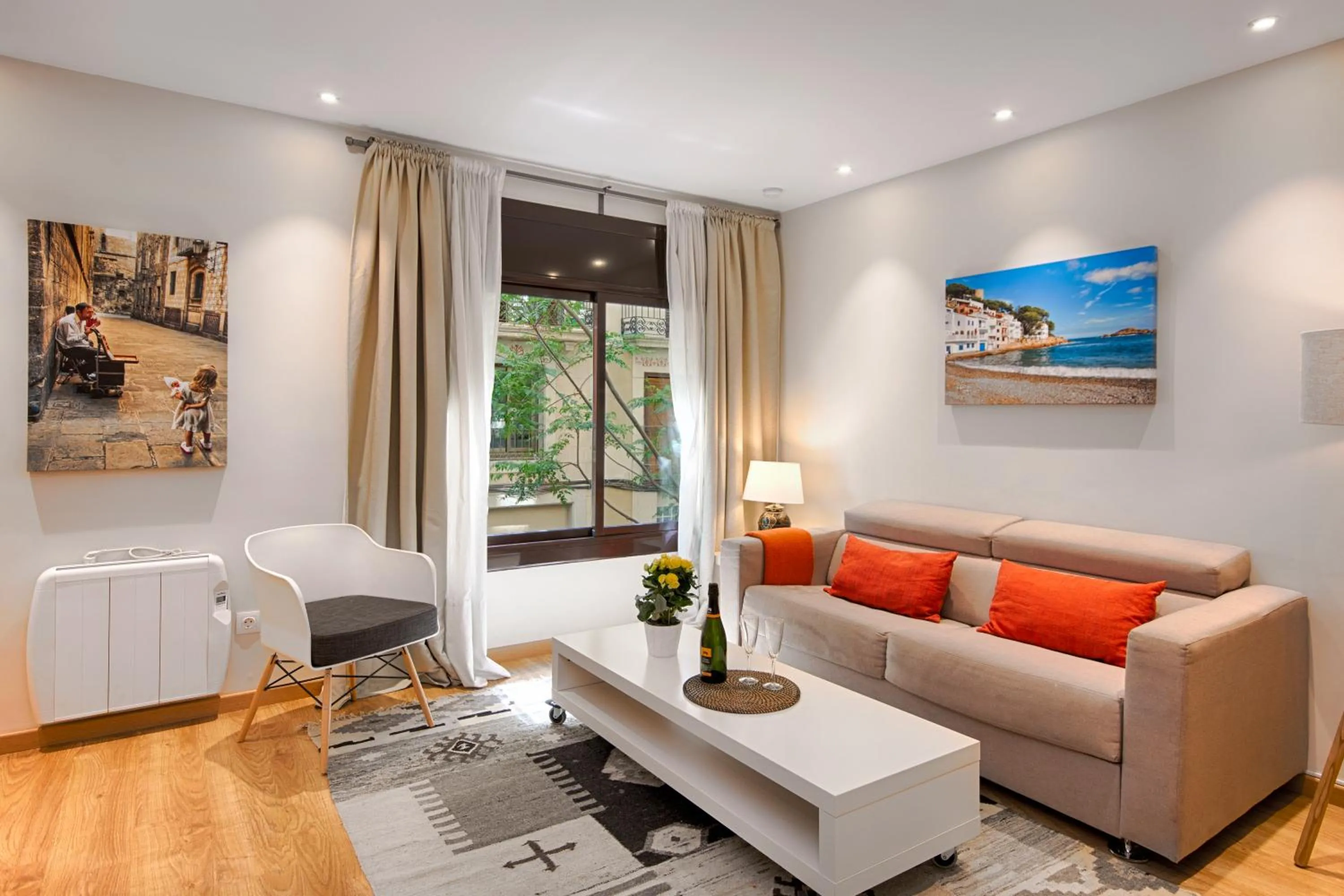  Two-Bedroom Apartment  in Eixample Building Apartments by Mercedes Heritage