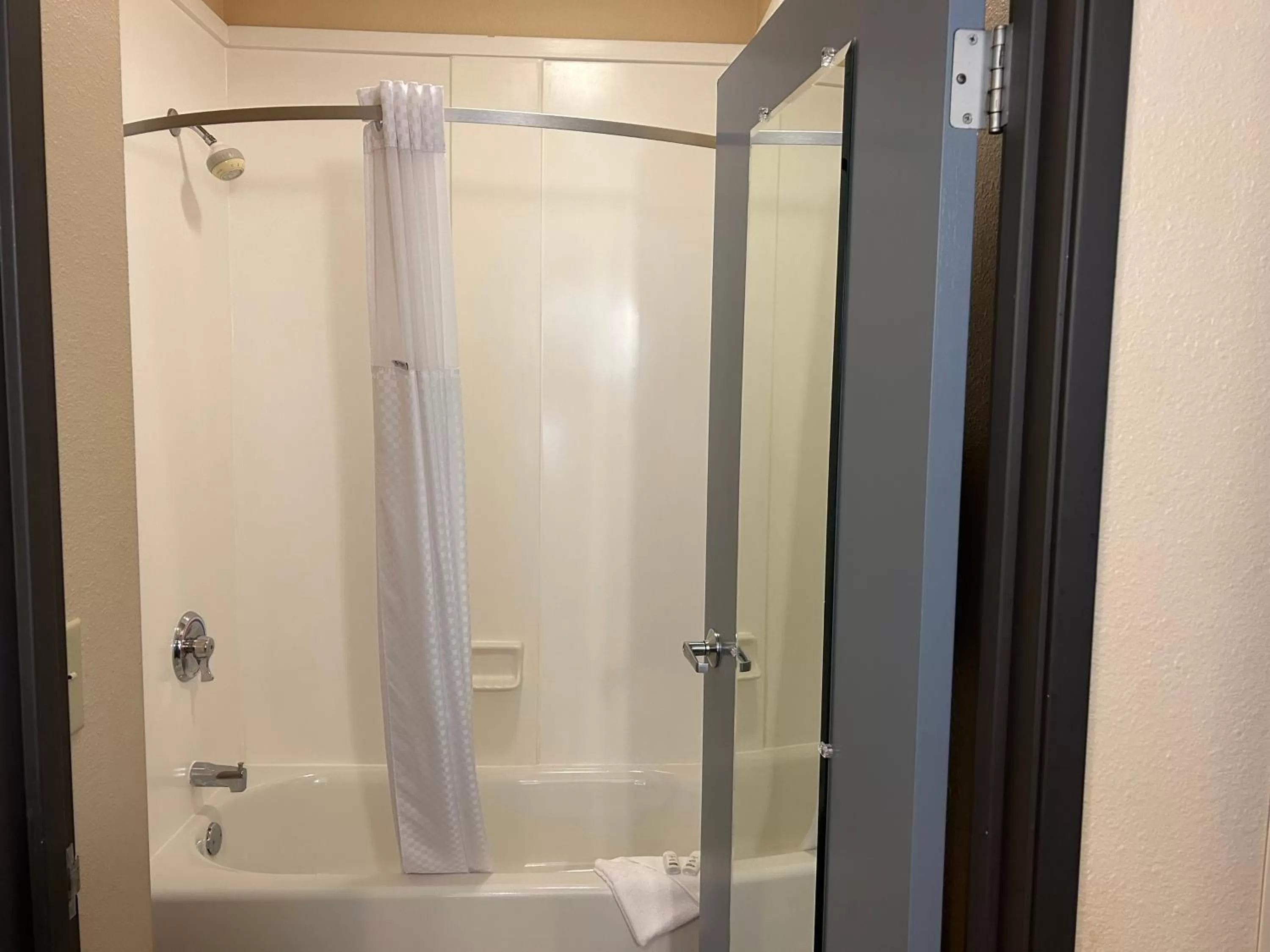 Double Room - Non-Smoking  in Baymont by Wyndham Ft. Leonard/Saint Robert
