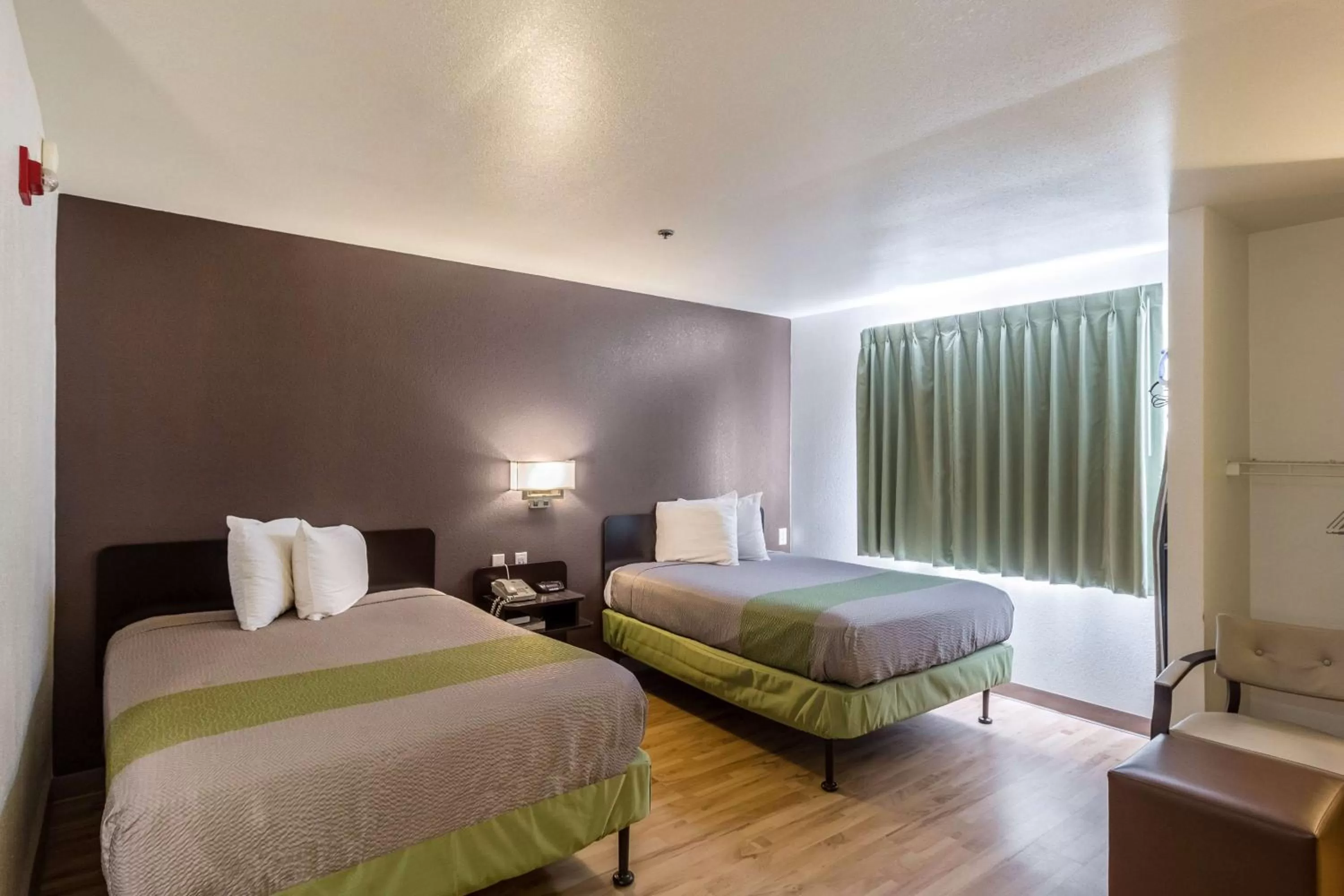 Quadruple Room - single occupancy - Disability Access - Smoking in Studio 6-Mcallen, TX