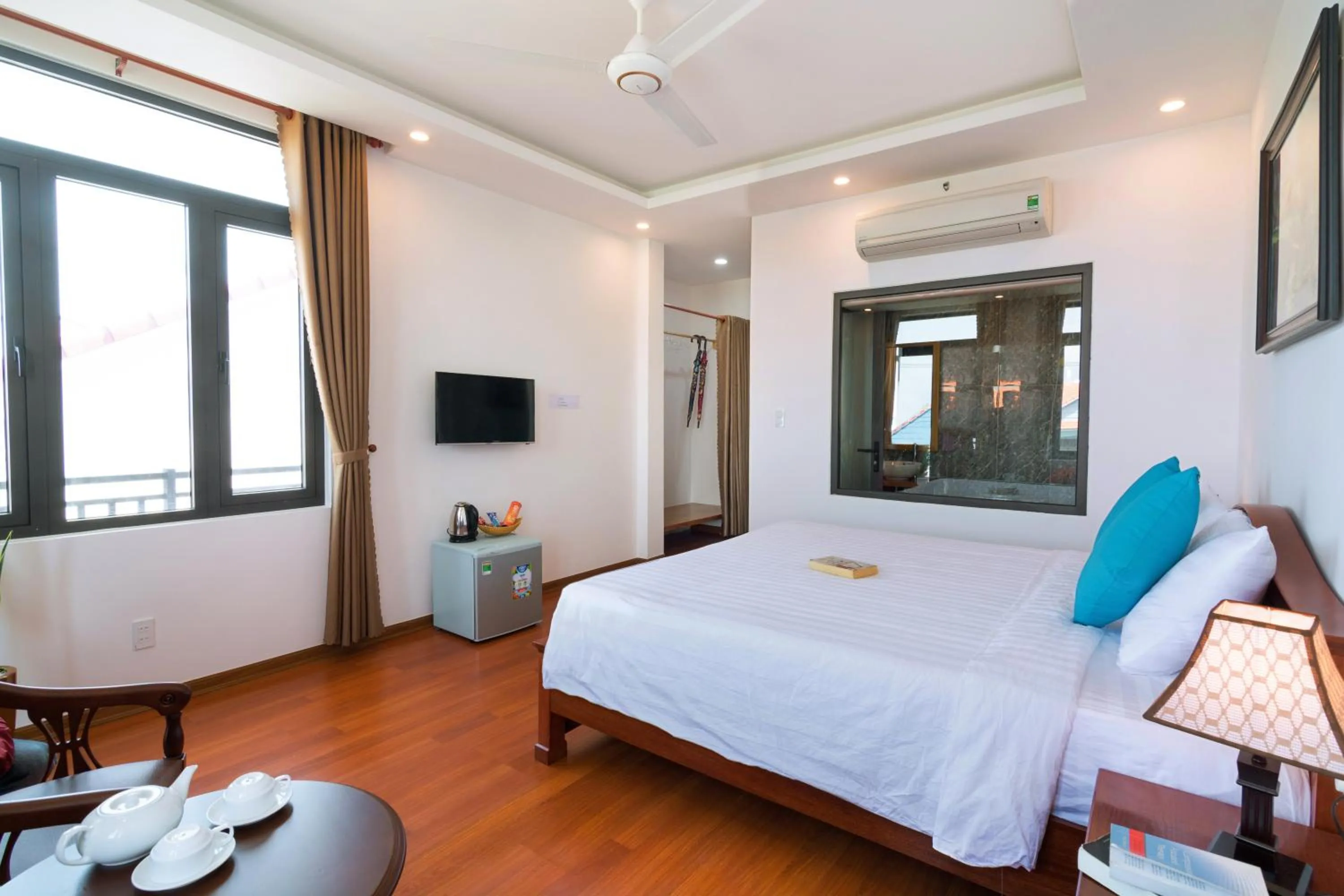 Superior Double Room with Balcony in An Bang Beach Dolphin Homestay