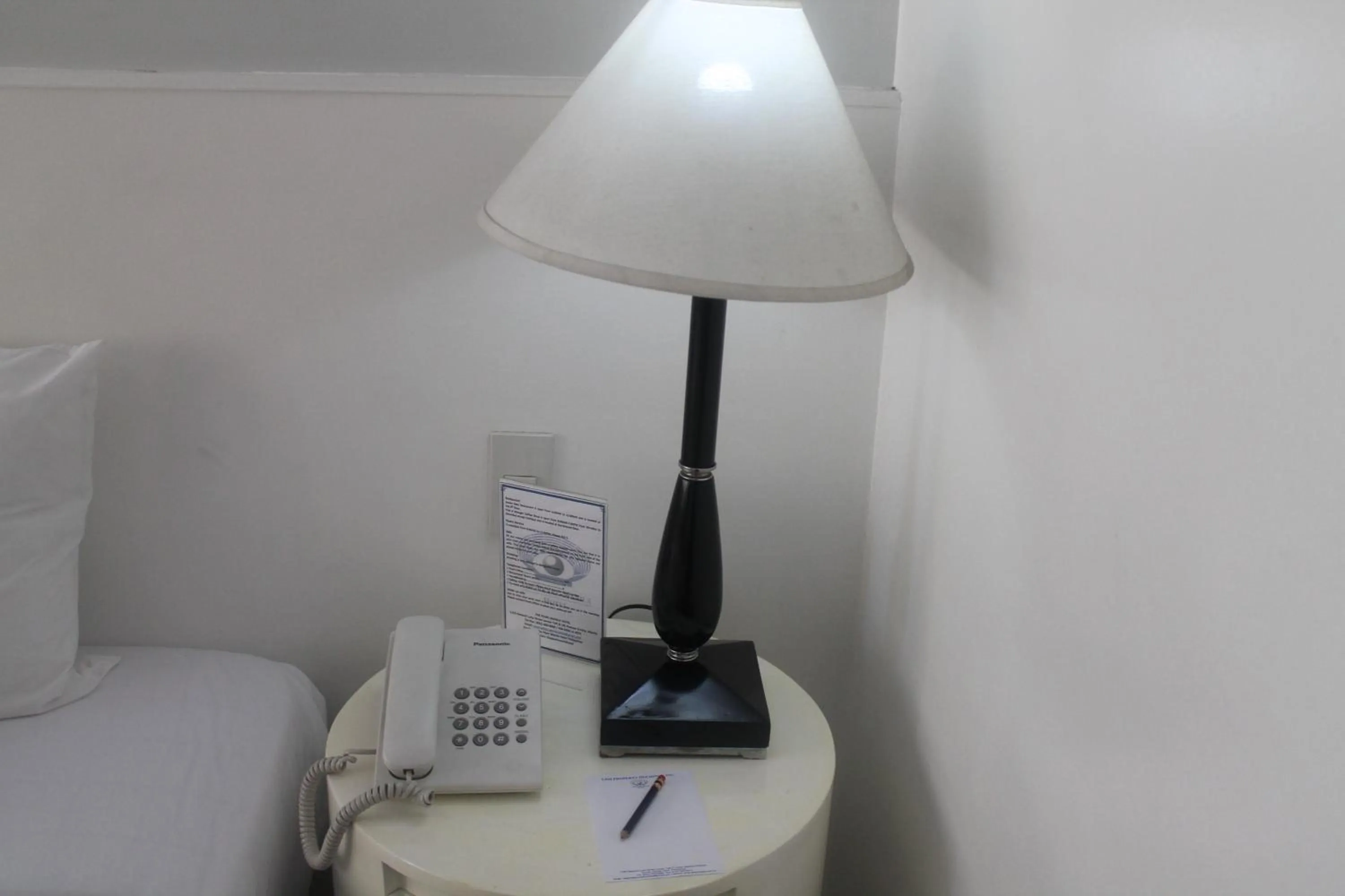 Superior King Room in Pearl Manila Hotel