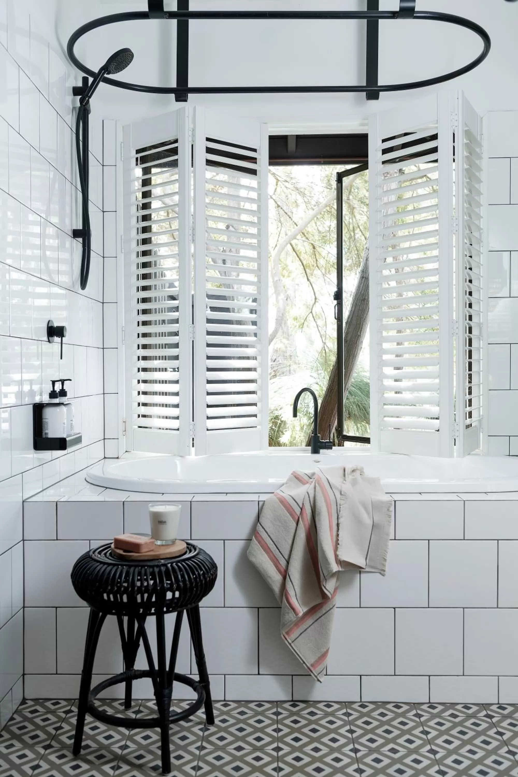 Deluxe King Suite in Empire Spa Retreat