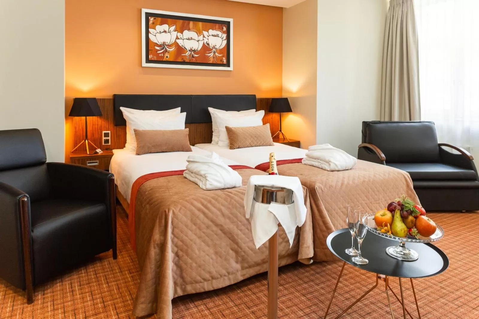 Junior Suite in Avalon Hotel & Conferences