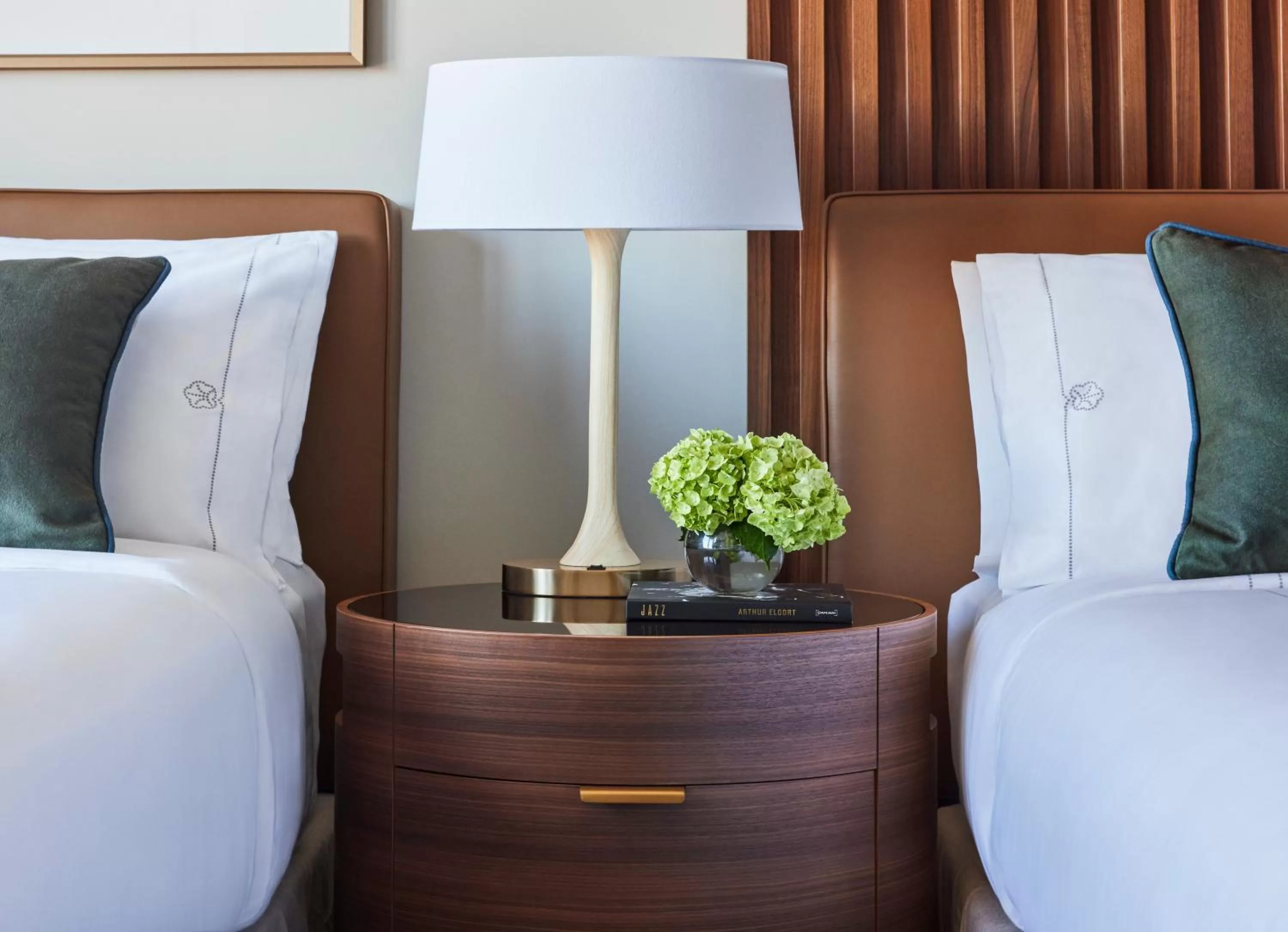 Accessible Deluxe Patron Tower Room 2 Queens in Omni Boston Hotel at the Seaport