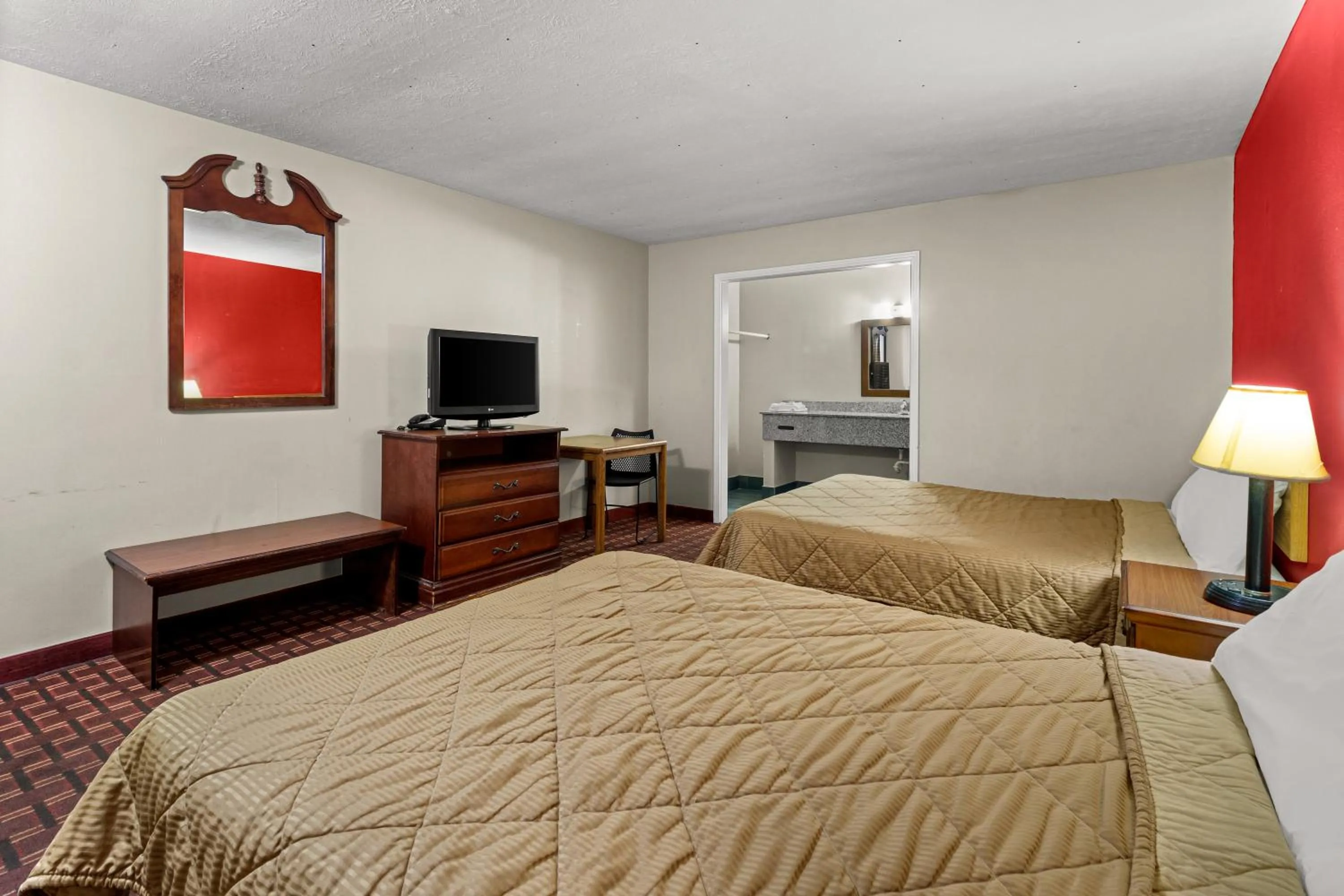 2 Double Beds - Smoking in Rodeway Inn Dickson