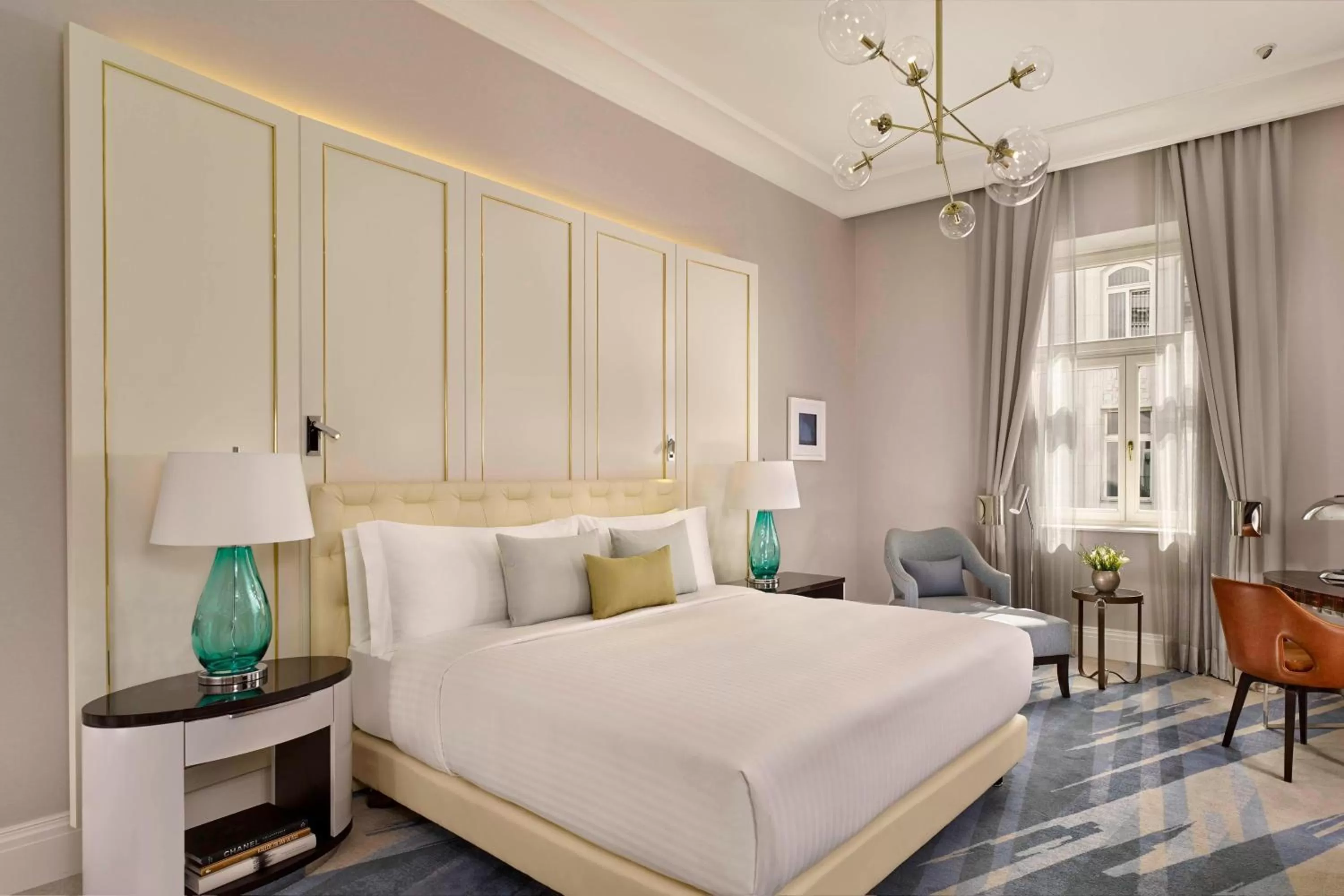 Superior King Room in Al Habtoor Palace Budapest, Preferred Hotels & Resorts