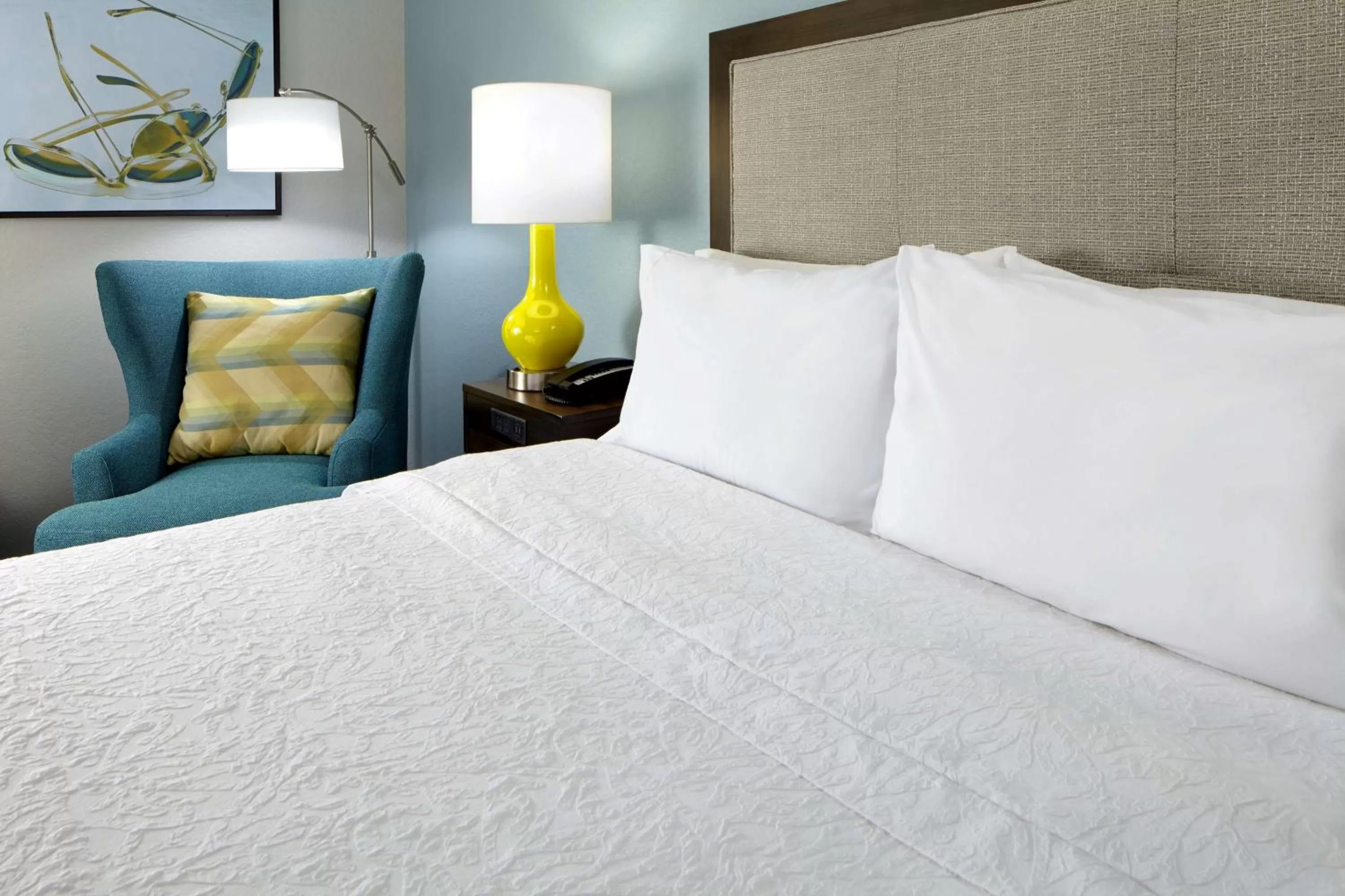 King Room with Roll-In Shower - Mobility Access/Non-Smoking in Hampton Inn Orlando Near Universal Blv/International Dr