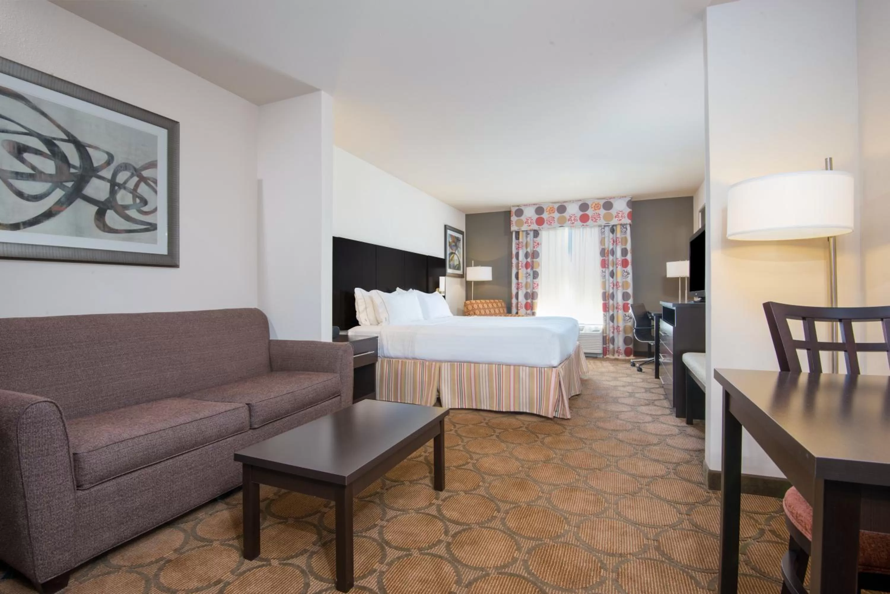 King Suite in Holiday Inn Express Hotel & Suites Hobbs by IHG