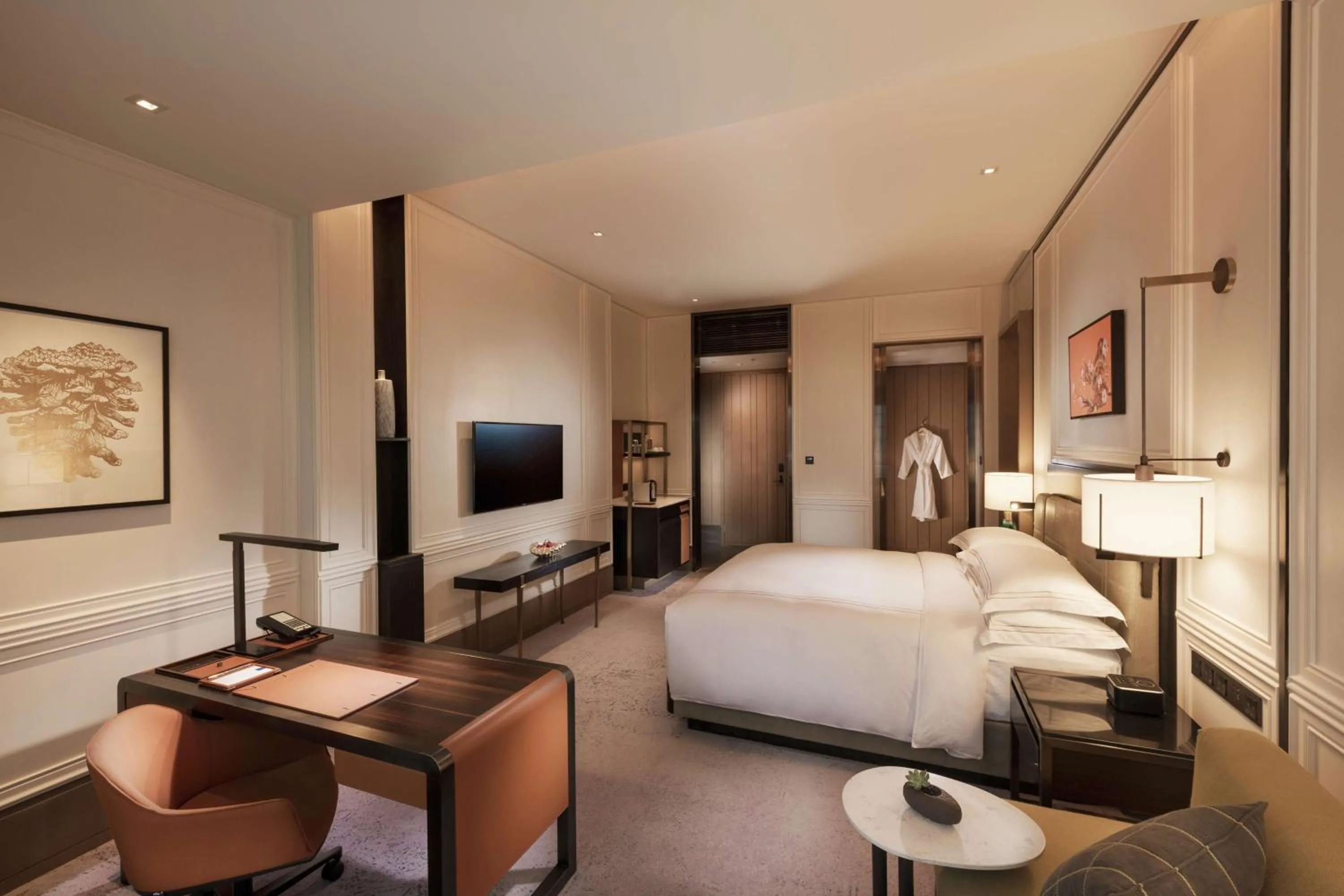 Premium King Room in Conrad Shenyang