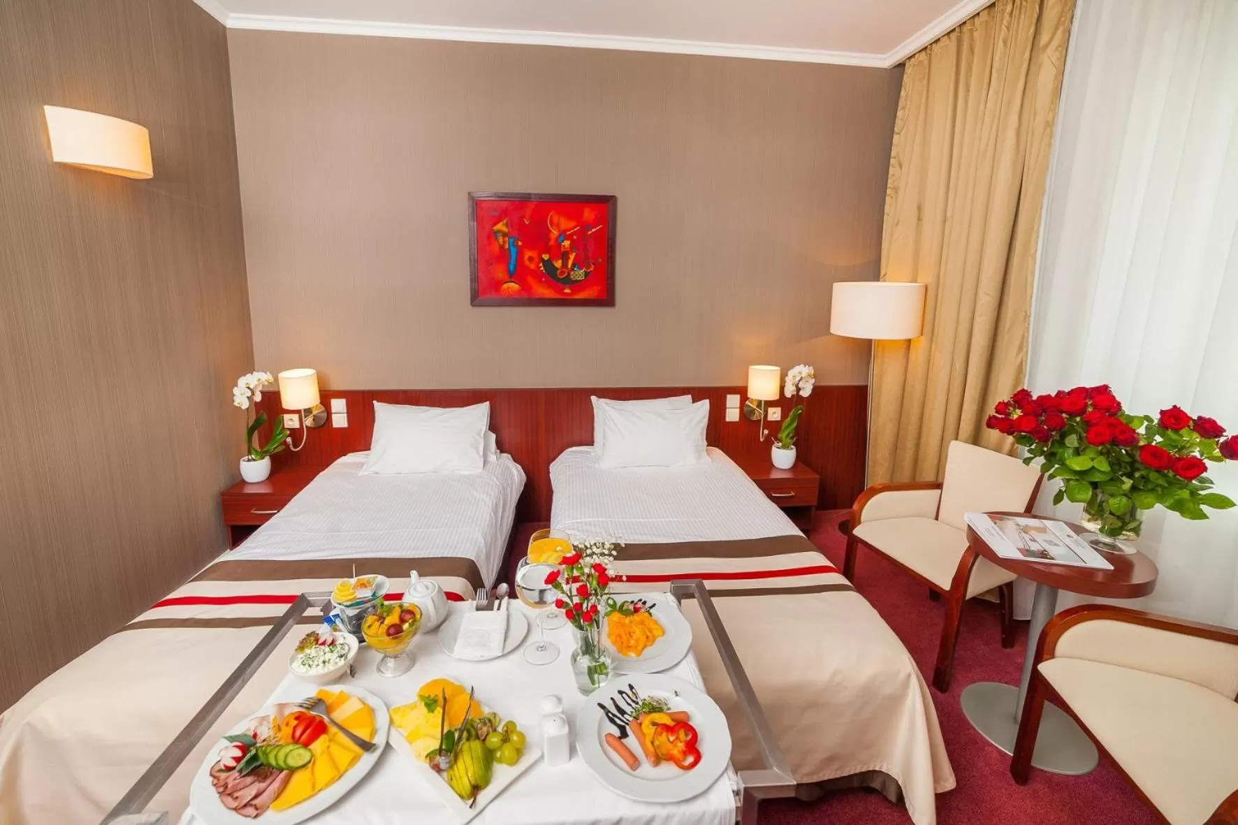 Classic Twin Room in Premier Kraków Hotel