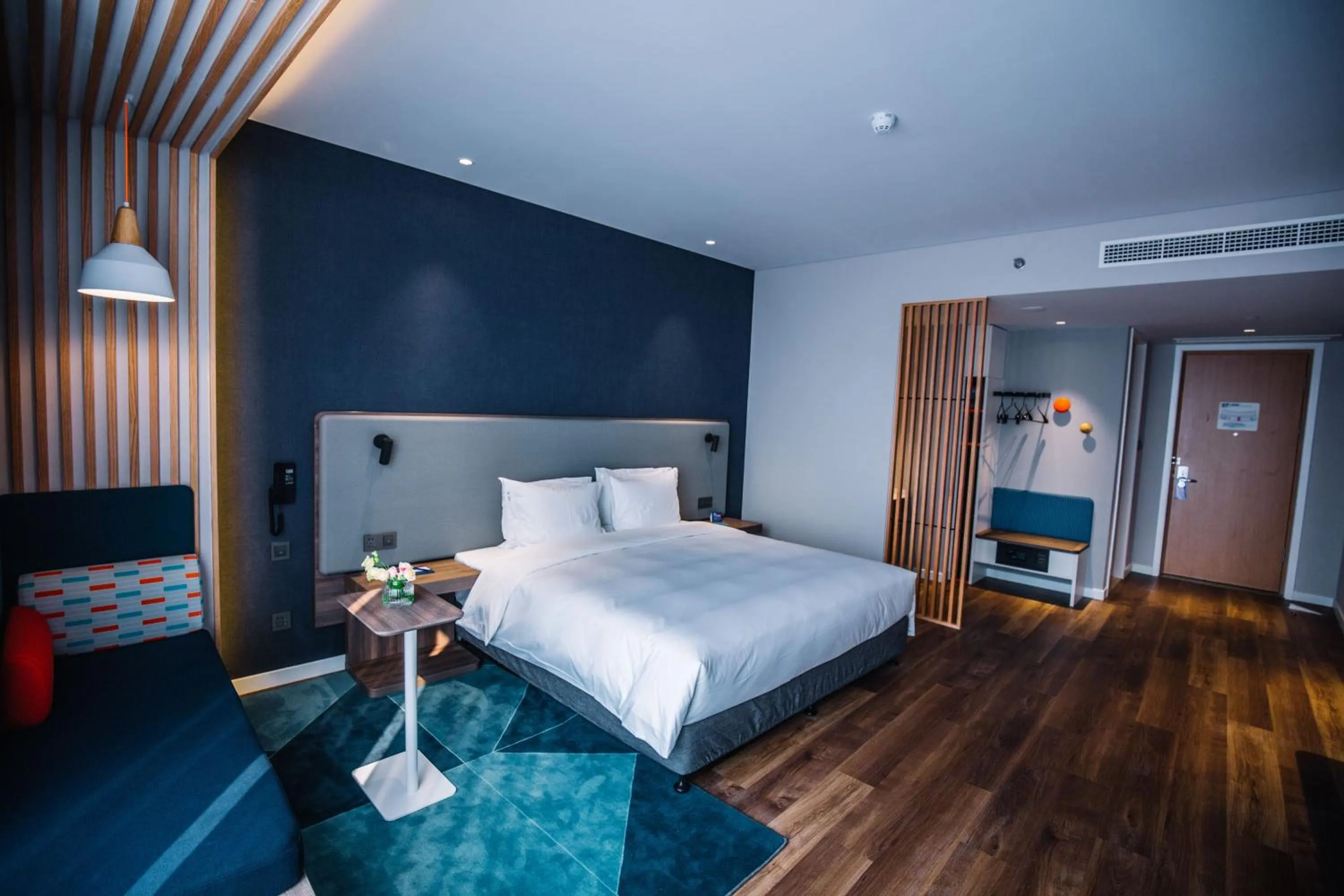 Standard King Room in Holiday Inn Express Ningbo Fenghua by IHG