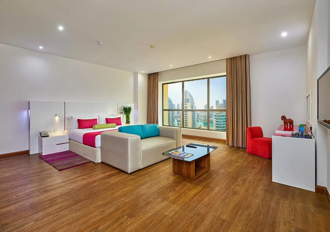 Deluxe King Room, including Complimentary Beach Accessories in Ramada Hotel, Suites and Apartments by Wyndham Dubai JBR