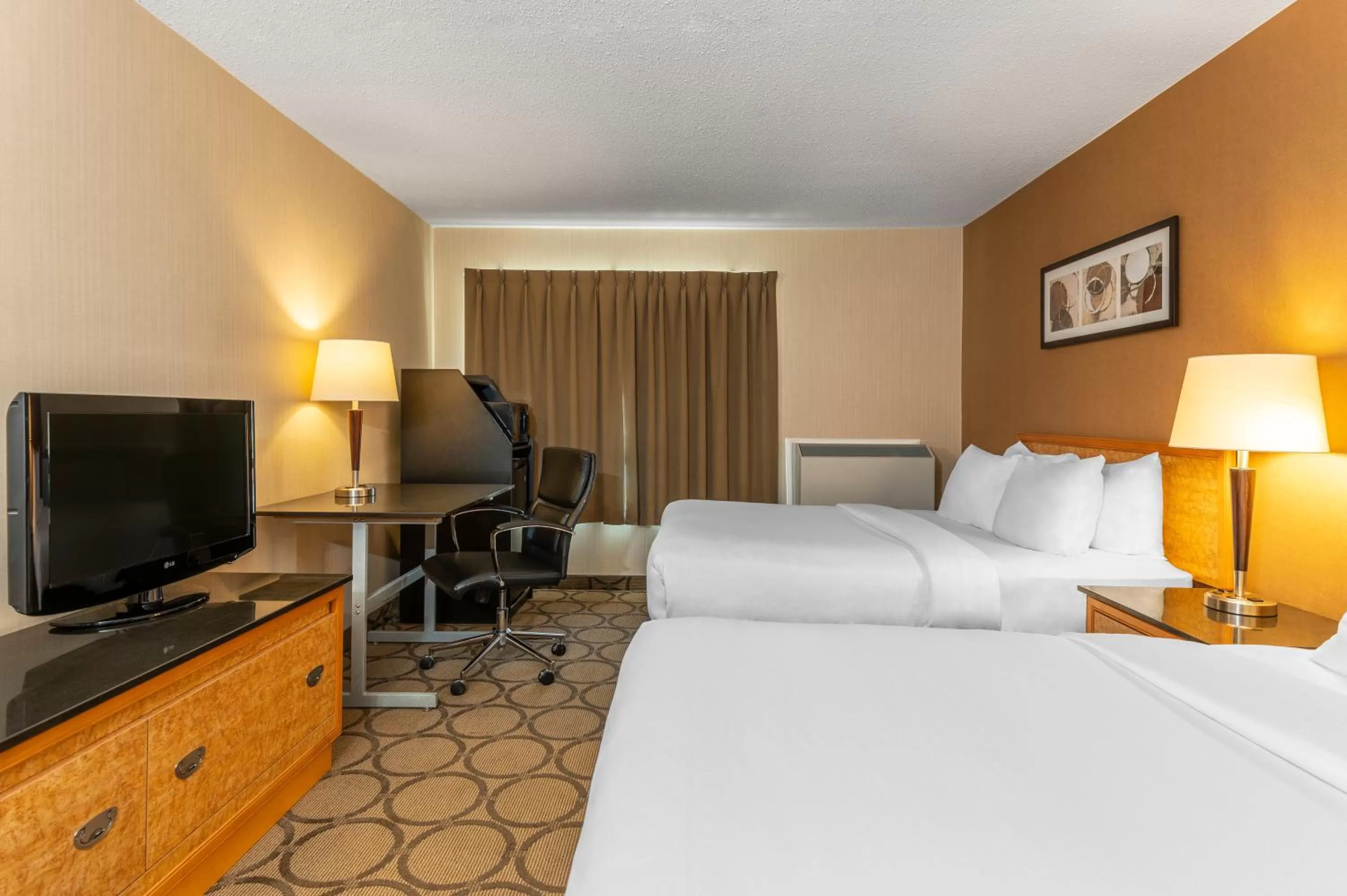 Deluxe Room with Two Double Beds - Second Floor in Comfort Inn Baie-Comeau