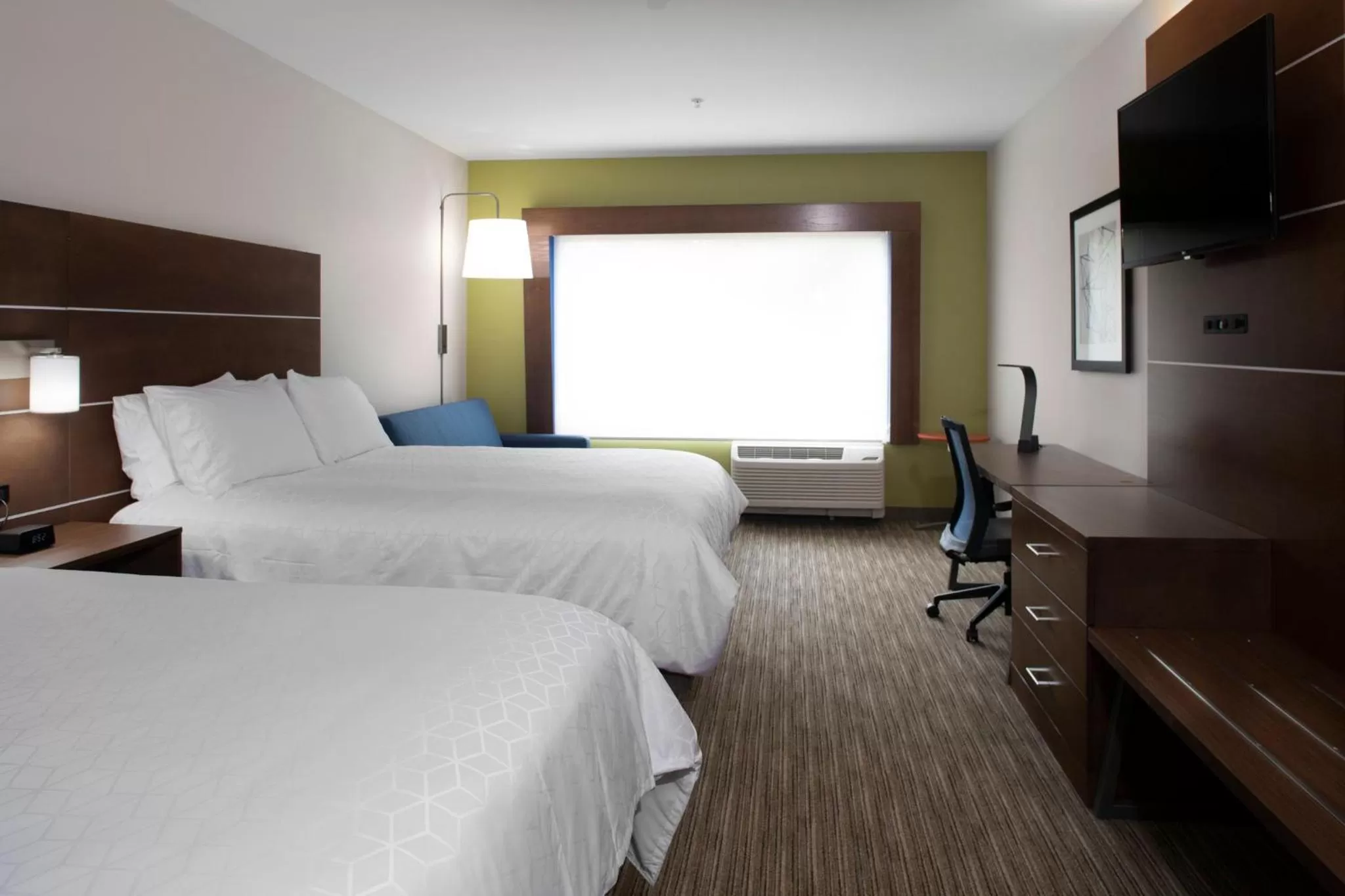 Queen Suite with Two Queen Beds and Sofa Bed in Holiday Inn Express & Suites - King George - Dahlgren by IHG
