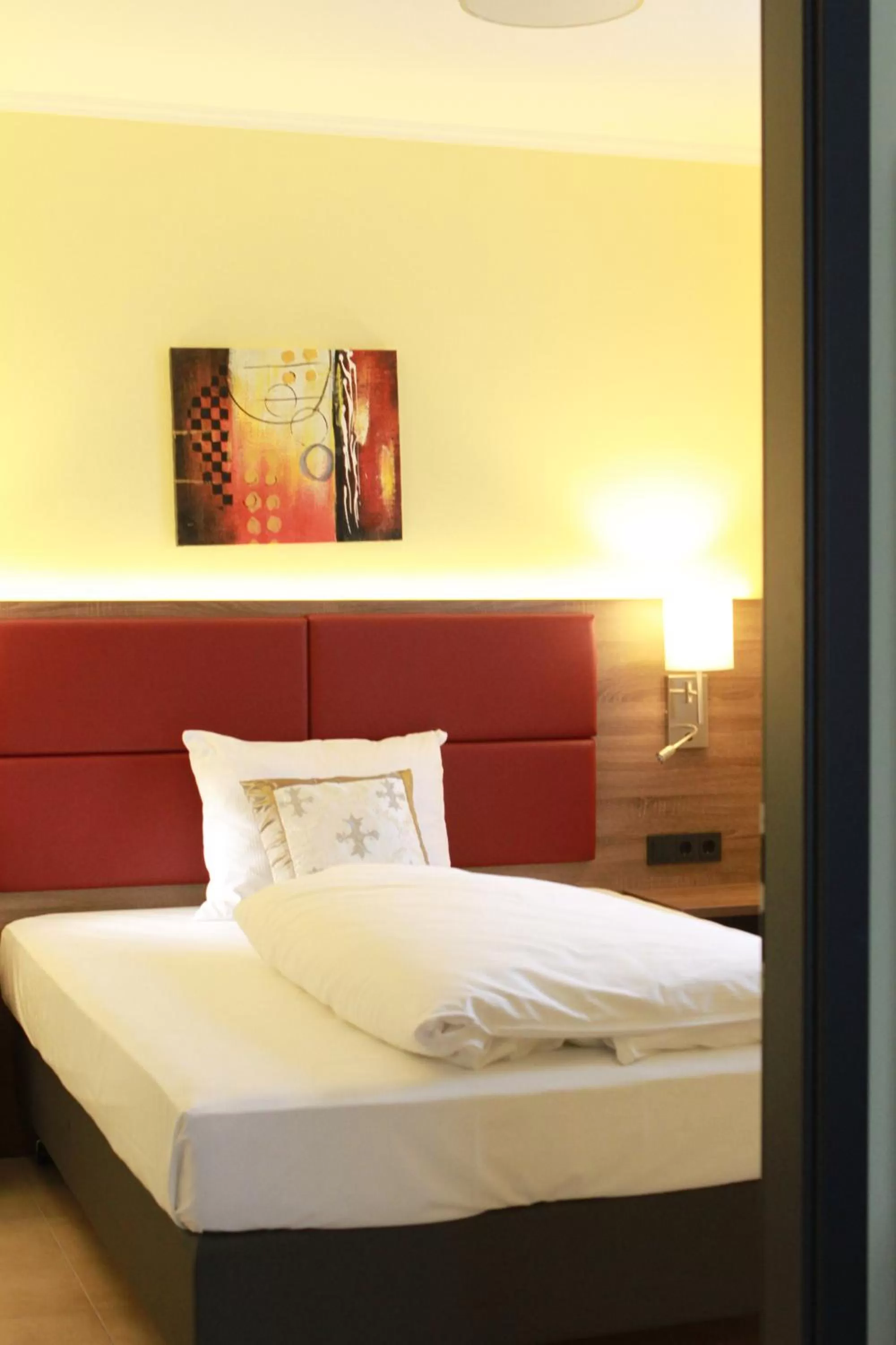 Superior Single Room in Naam Hotel & Apartments Frankfurt City-Messe Airport