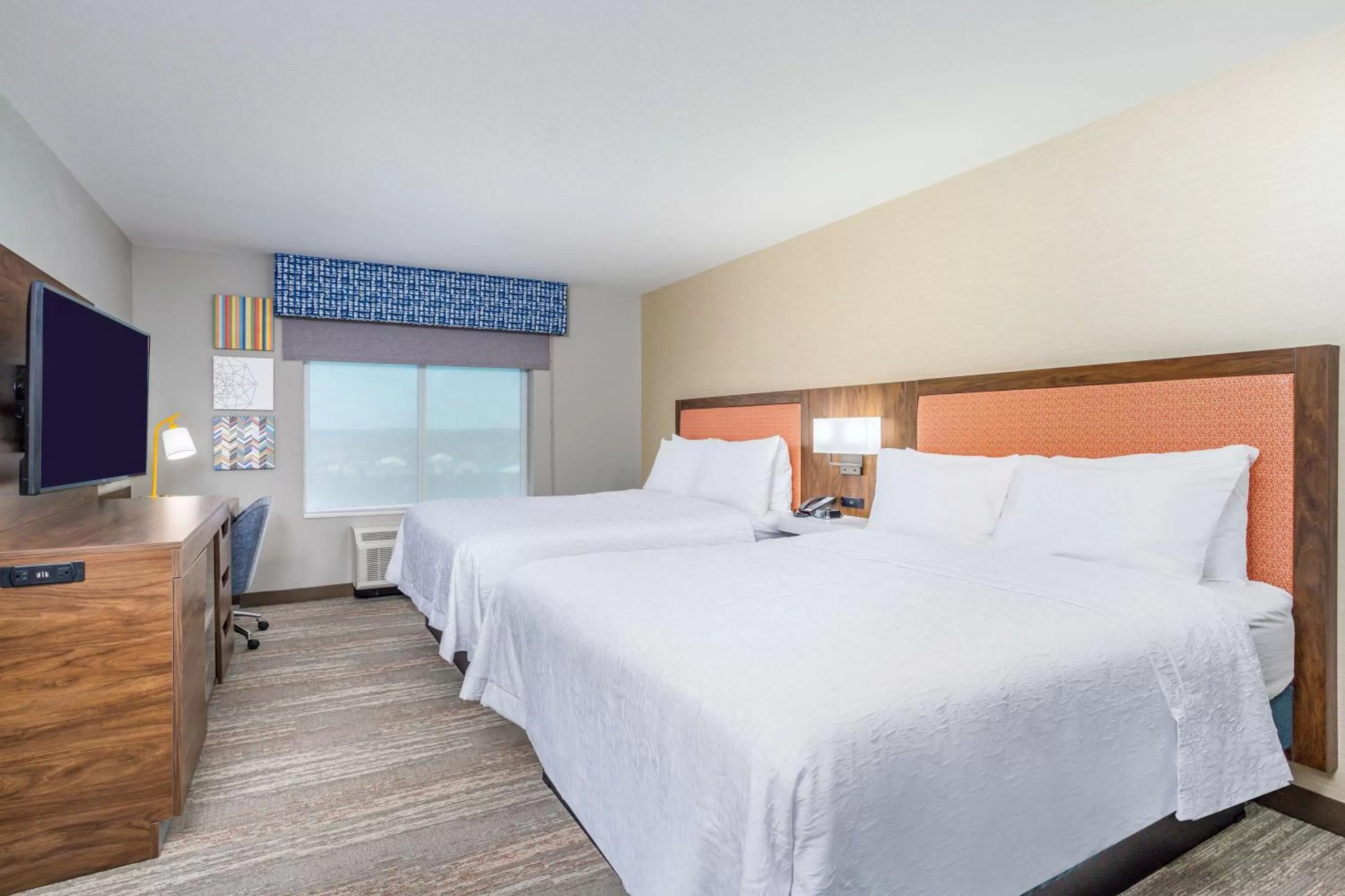 Queen Room with Two Queen Beds - Non-Smoking in Hampton Inn Bedford In, In