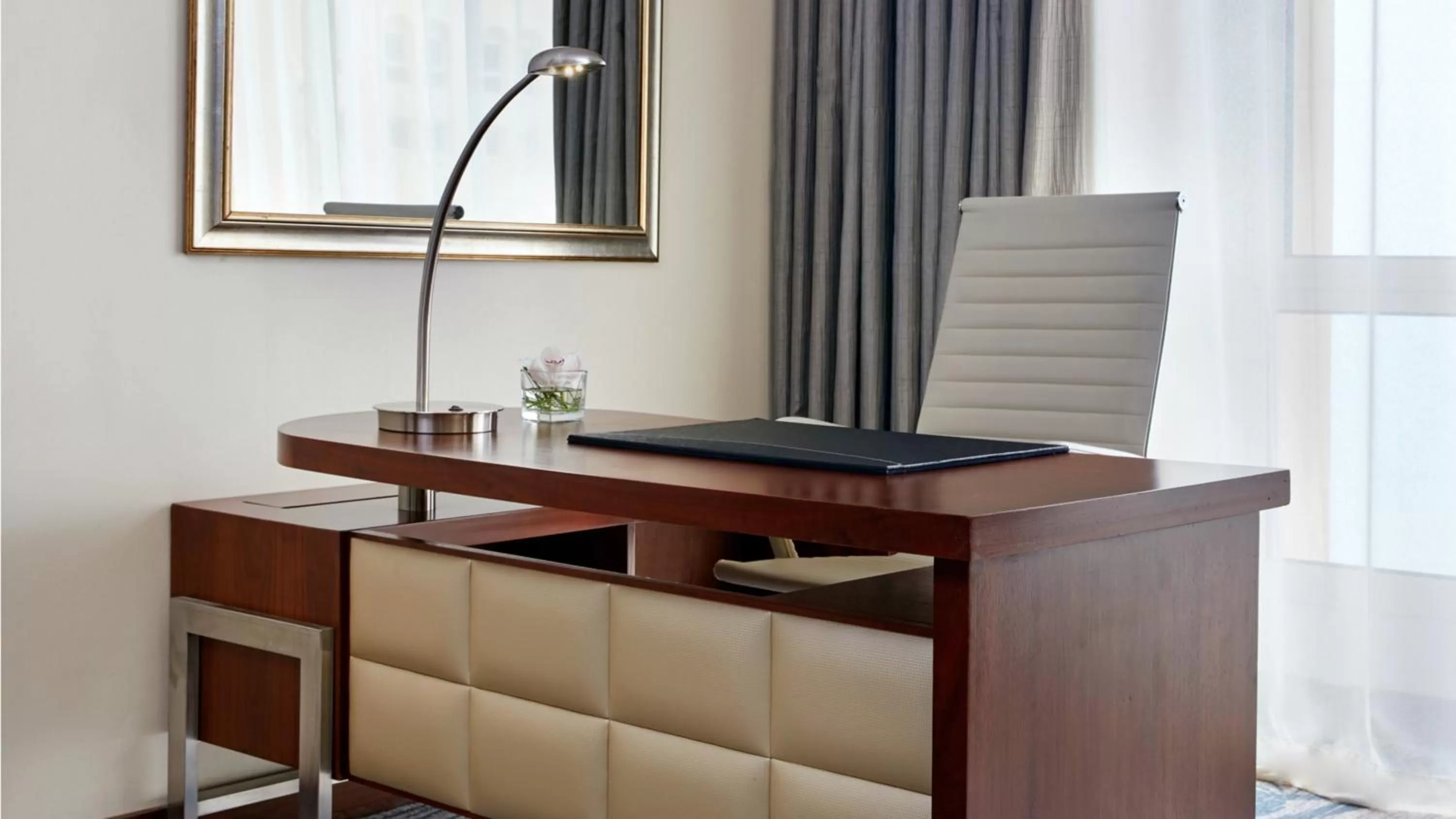 1 King Bed Classic Sea View in InterContinental Doha Beach & Spa, an IHG Hotel