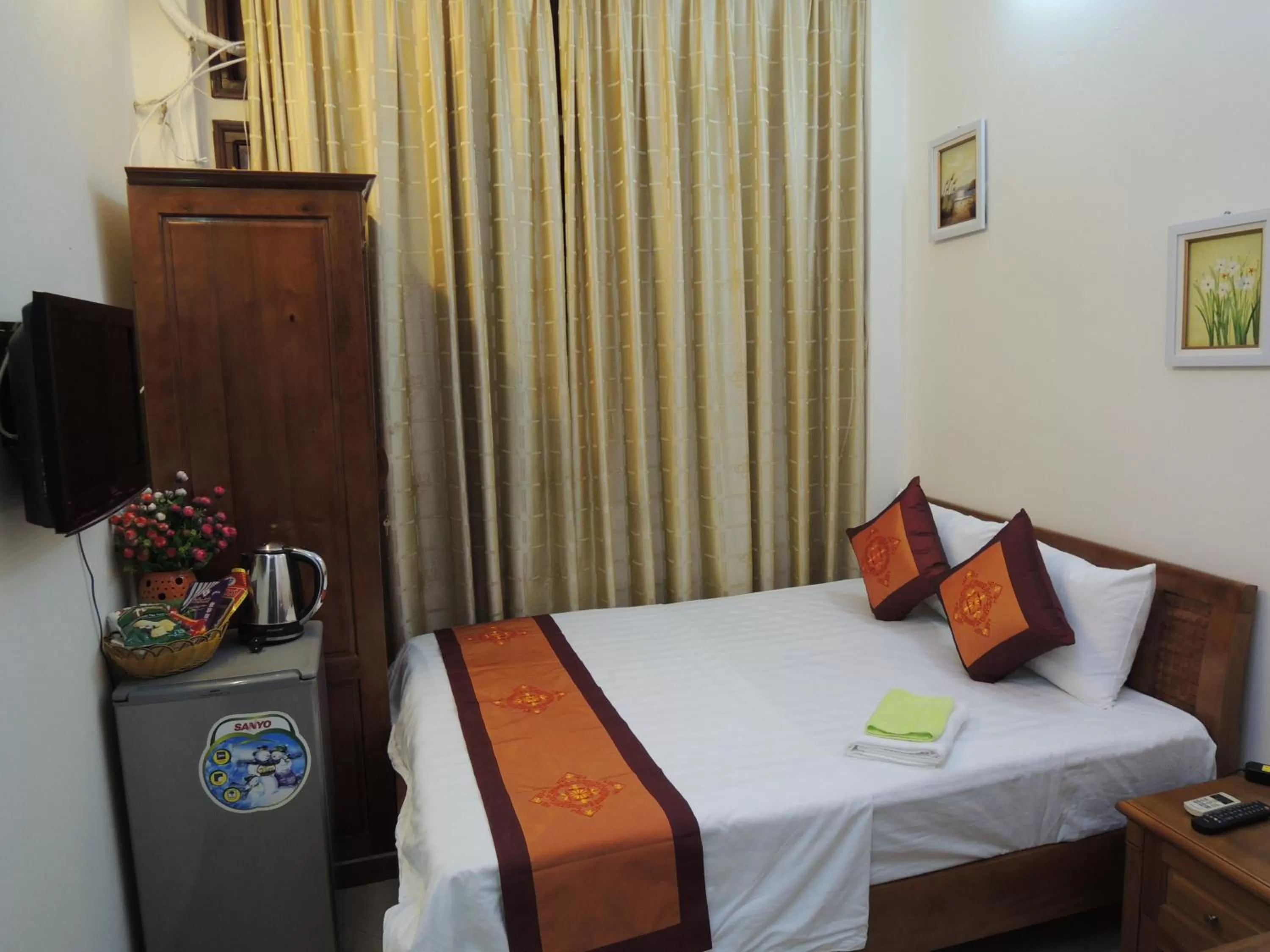 Superior Double or Twin Room in Hanoi Ecogreen Hostel
